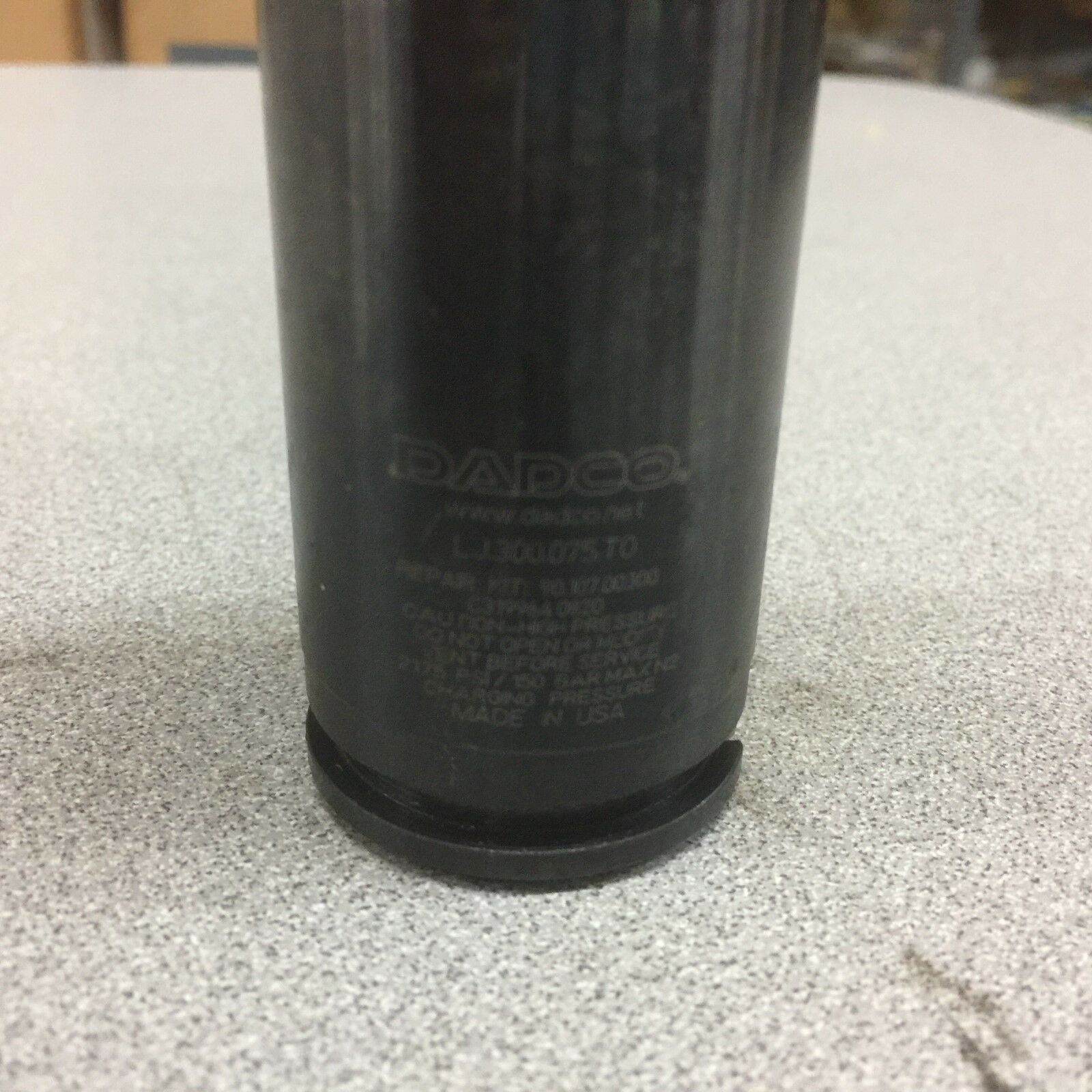 NEW NO BOX DADCO NITROGEN GAS SPRING LJ300,075,T0