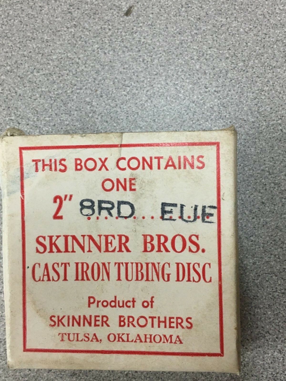 NEW IN BOX SKINNER BROS CAST IRON TUBING DISC 8RD EUE