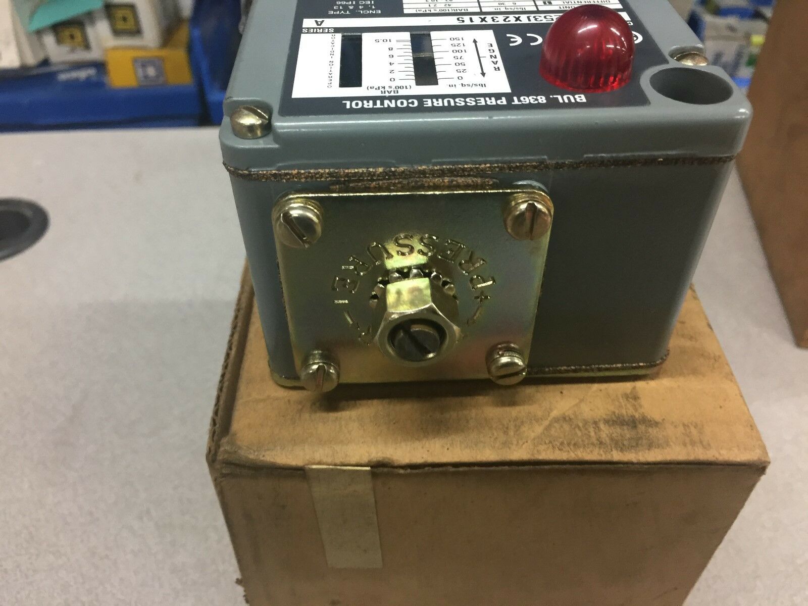 NEW IN BOX ALLEN BRADLEY PRESSURE CONTROL SWITCH 836T-T253JX23X15