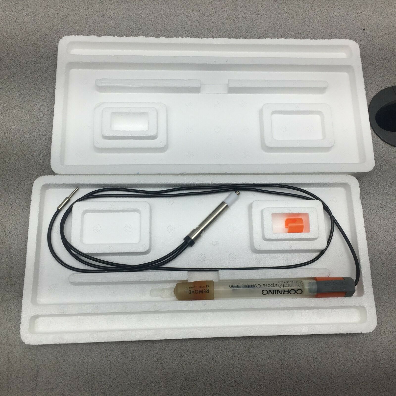 NEW IN BOX CORNING GENERAL PURPOSE COMBINATION ELECTRODE 476531