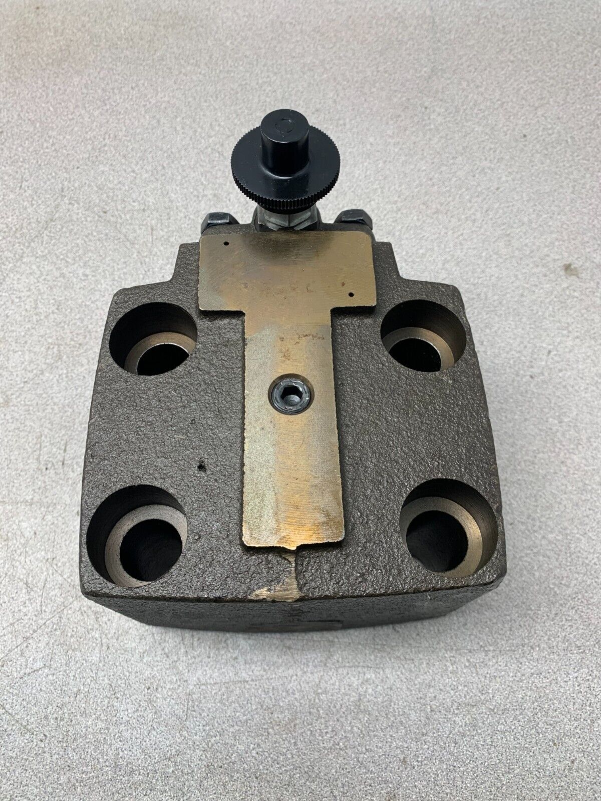 NEW PARKER HYDRAULIC PRESSURE CONTROL VALVE R10MF