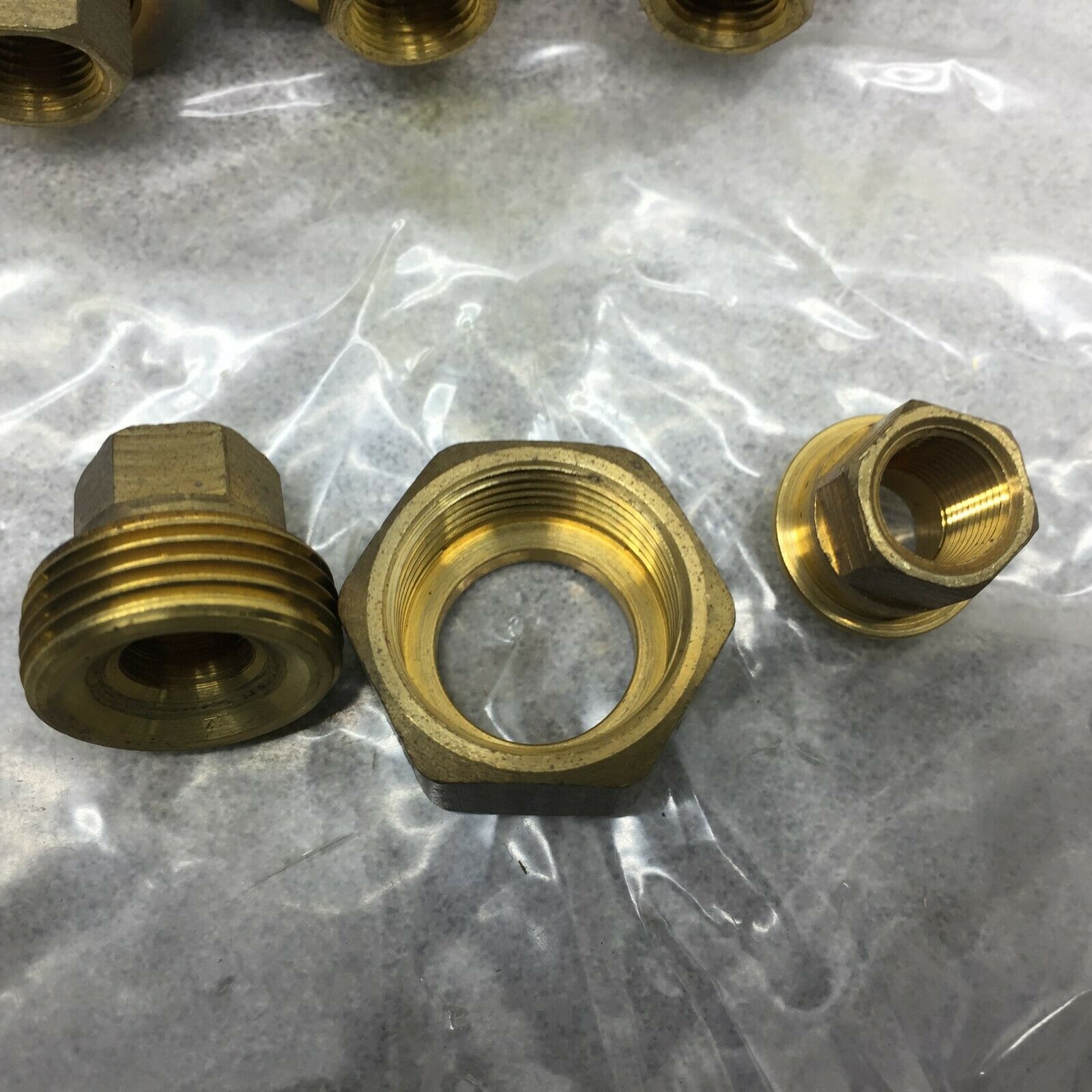 NEW NO BOX (LOT OF 10) PF 1/8" NPT 3 PC BRASS UNIONS 88200 / PF-48