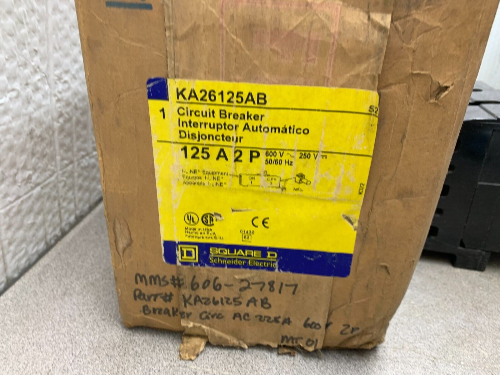 NEW IN BOX SQUARE D 2 POLE 125AMP CIRCUIT BREAKER KA26125AB