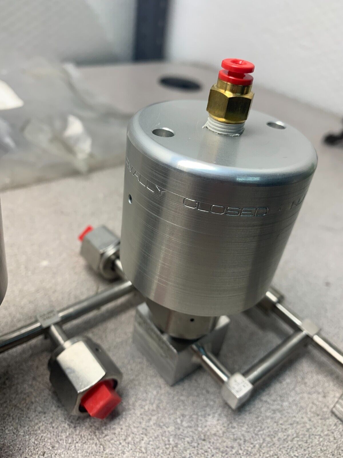 NEW NUPRO 6LV-BNBW4-C VALVE ASSEMBLY CAJON 316LV & 6LV-BNBW4-C