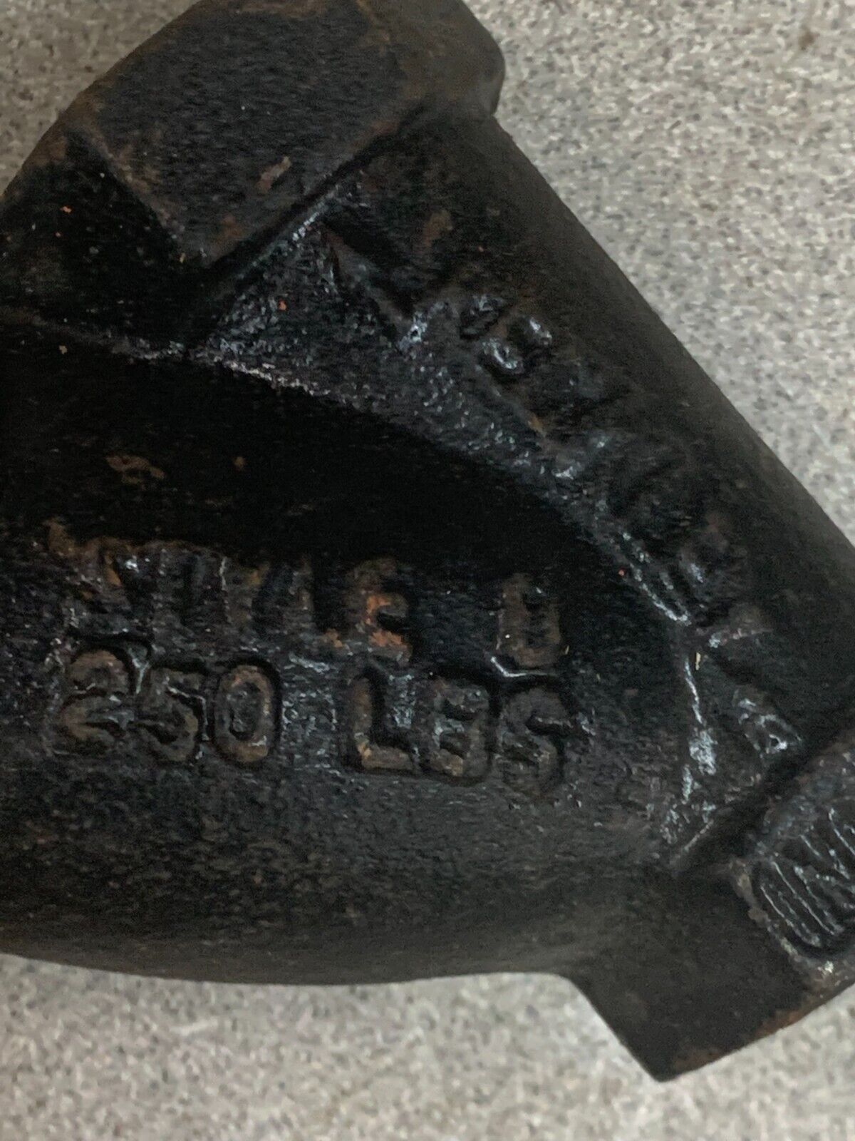 NEW NO BOX KECKLEY STYLE B 250LBS. Y-STRAINER 1/2"