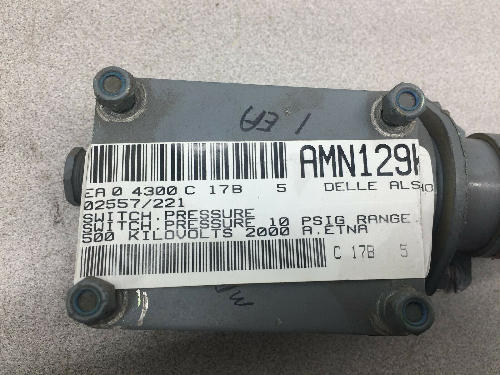 NEW NO BOX ETNA 10 BAR PRESSURE SWITCH D 2832 A