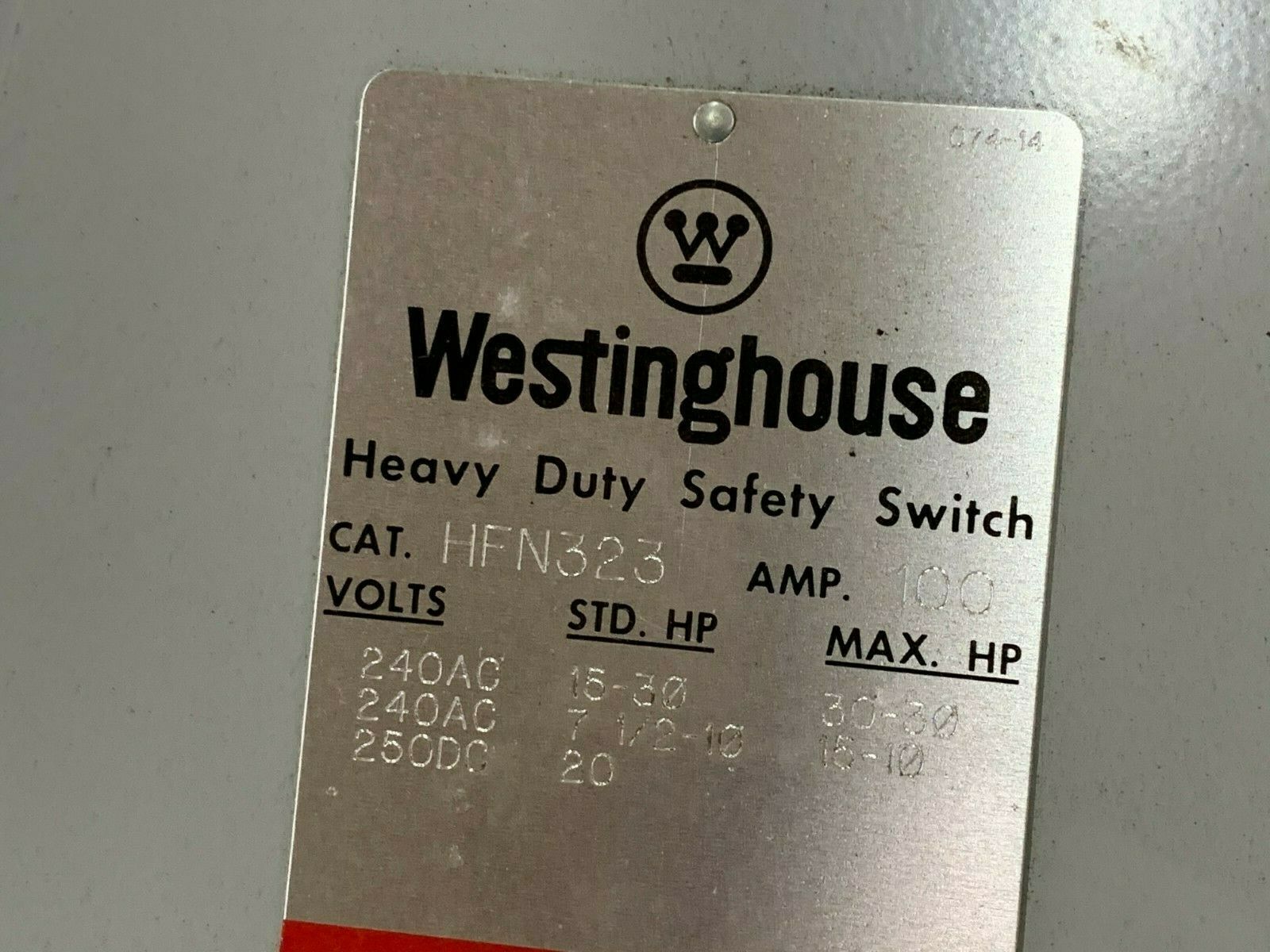 NEW INBOX WESTINGHOUSE 100AMP 240VOLT HEAVY DUTY SAFETY SWITCH HFN323