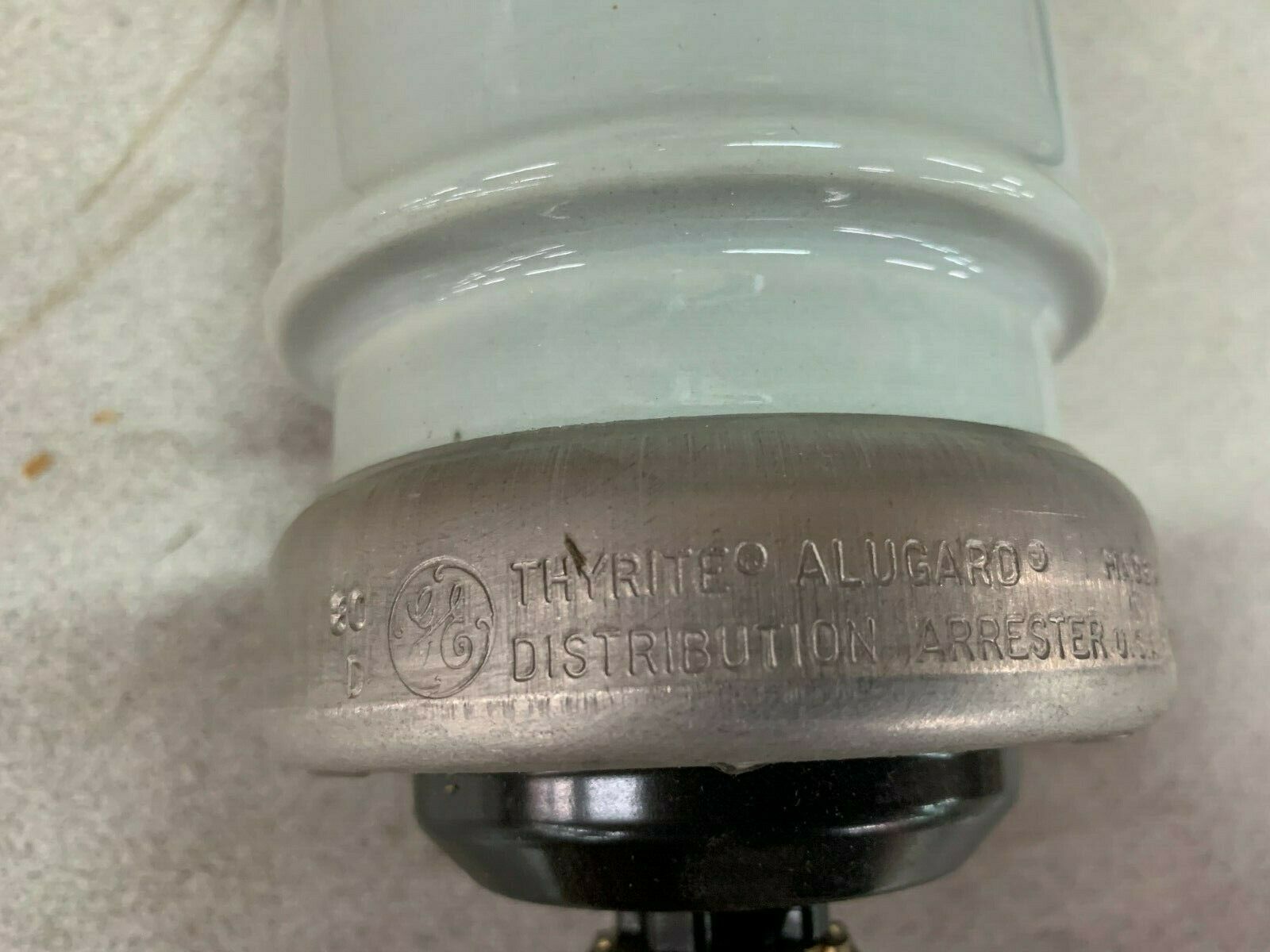 NEW GENERAL ELECTRIC KV-3 SURGE ARRESTER MDL9L24AAX003