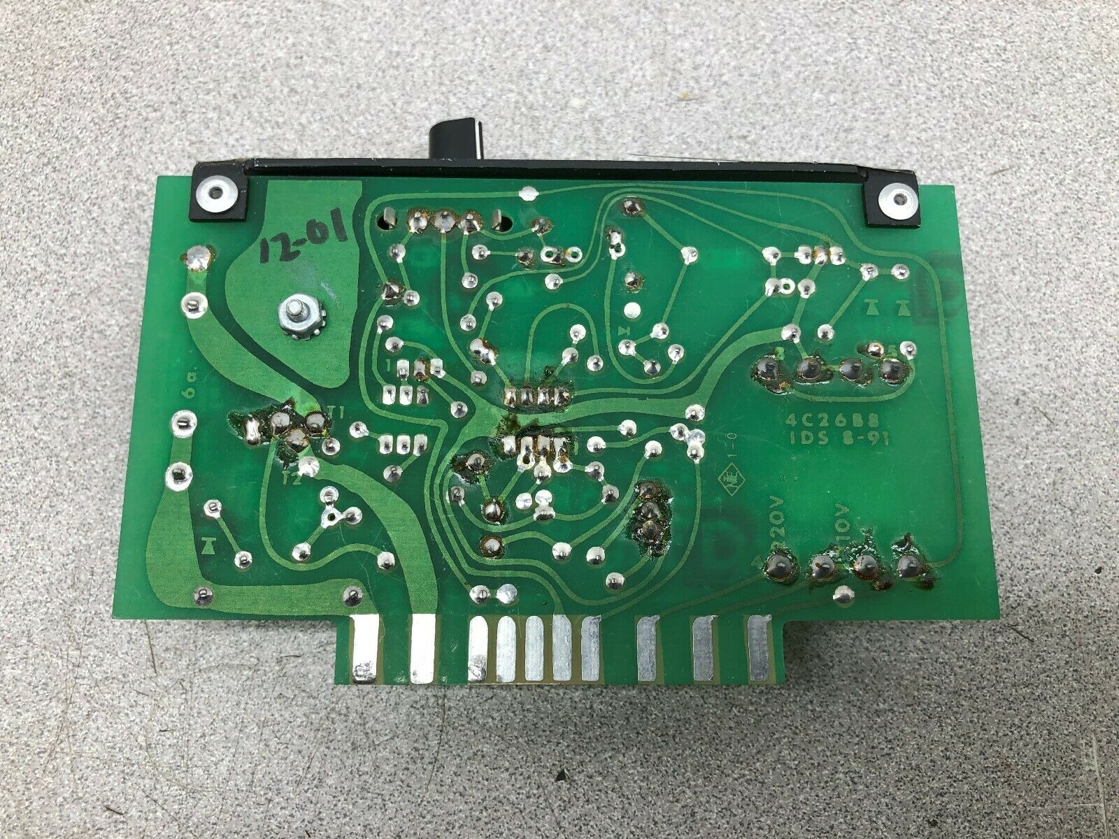 USED ITW DYNATEC CONTROL BOARD 033X056 / 4C26B8