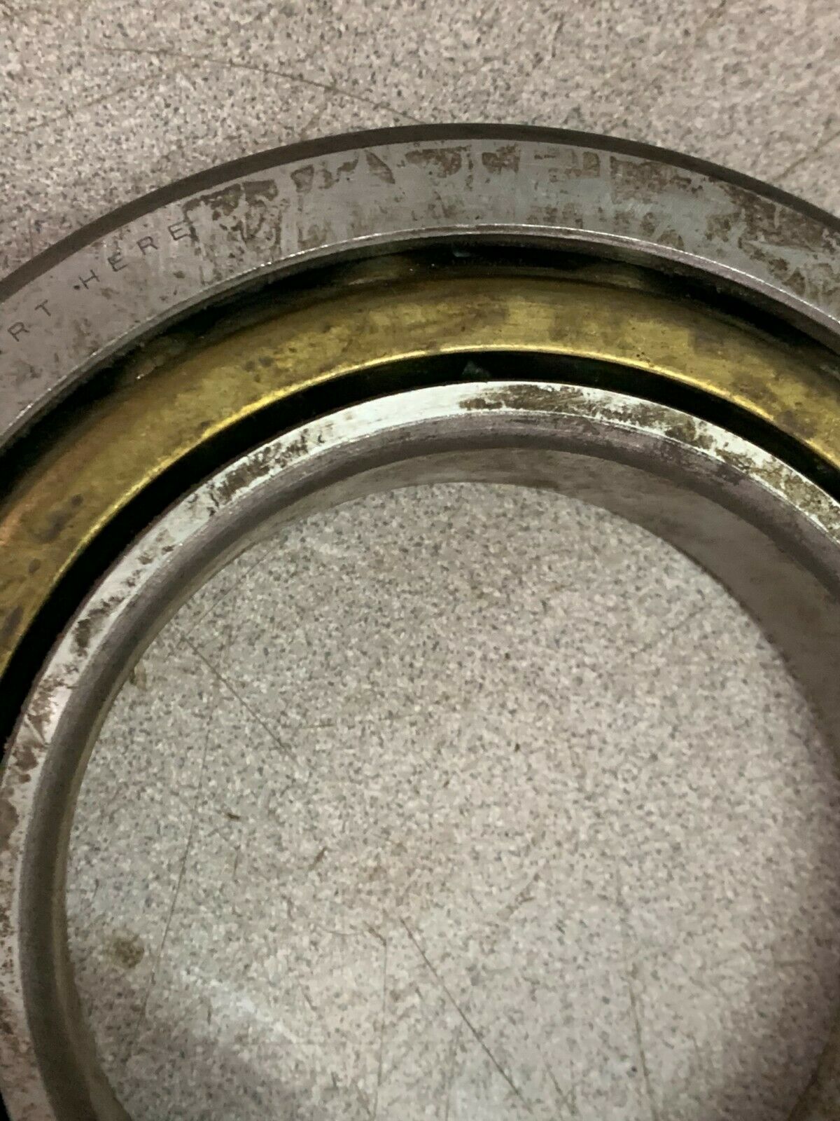 NEW NO BOX SKF ANGULAR CONTACT BEARING 7216BG