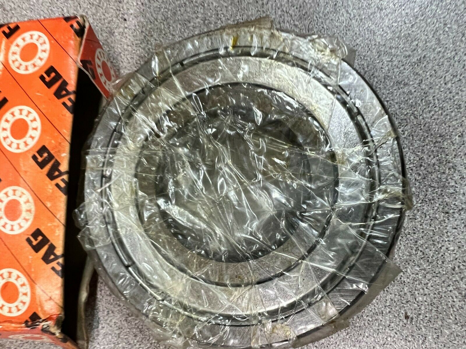 LOT OF 4 NEW IN BOX FAG BALL BEARING 6307.2ZR.C3