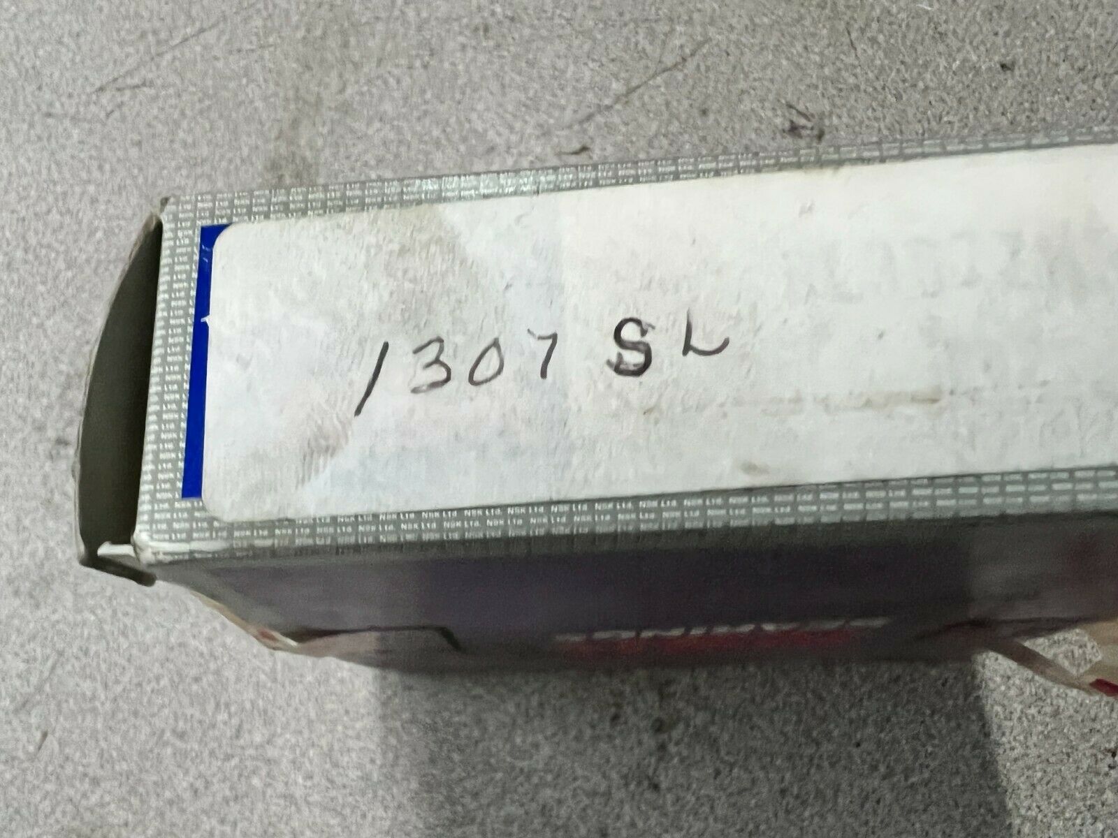 NEW IN BOX NSK 1307 SL BL307N BALL BEARING BL207Z