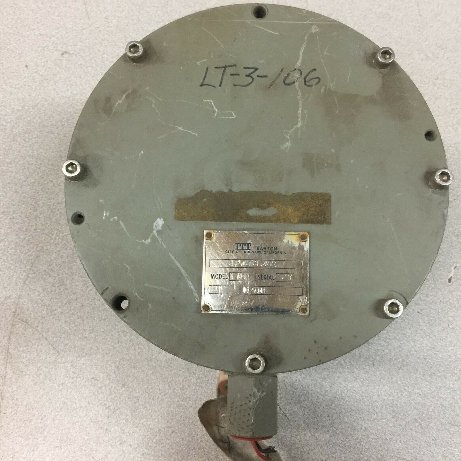 USED ITT MODEL 764 10-50MA 0-140 WC D.P. ELECTRI XMTR 764