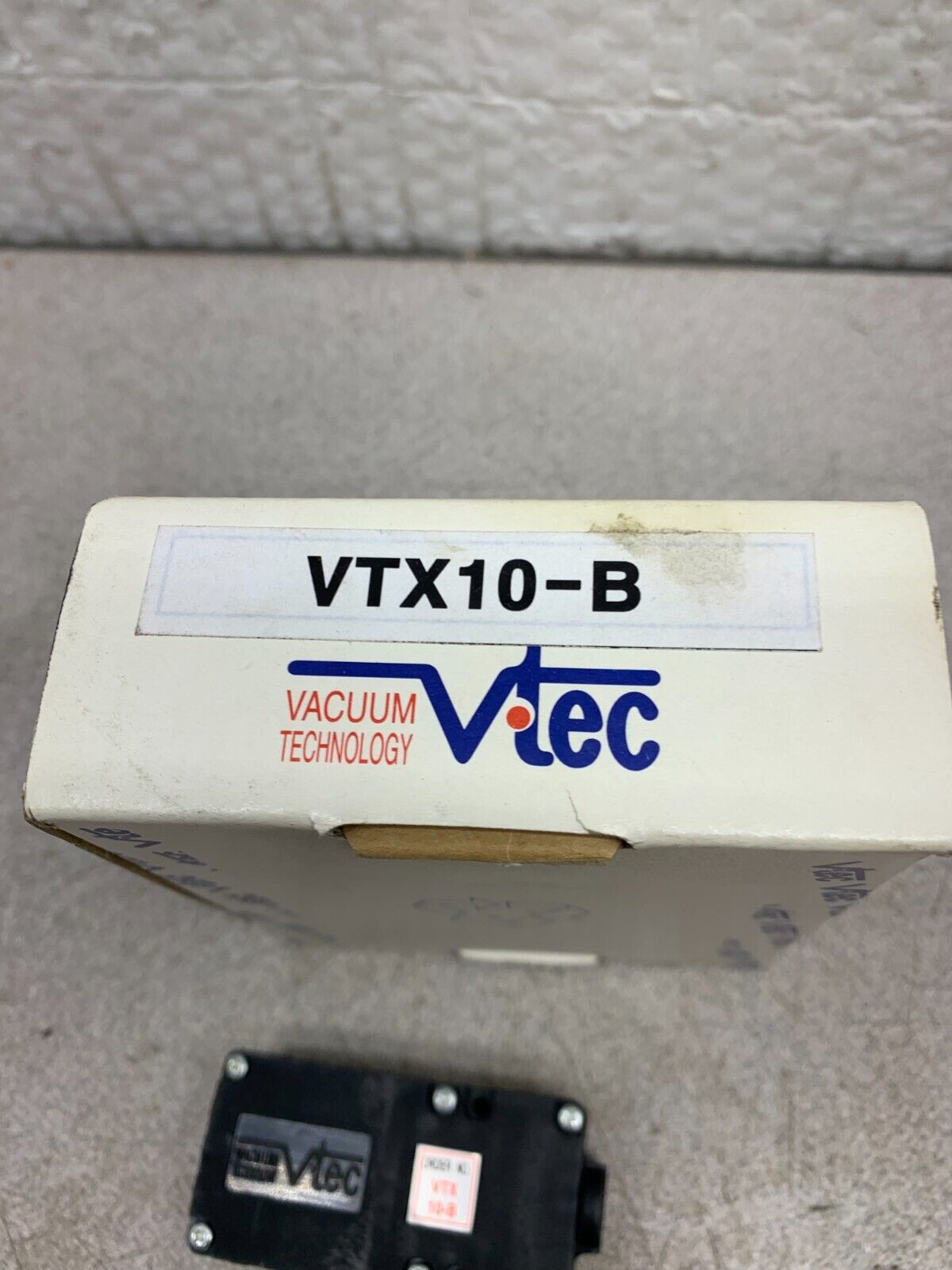 NEW IN BOX VTEC Mini Vacuum Pump VTX10-B
