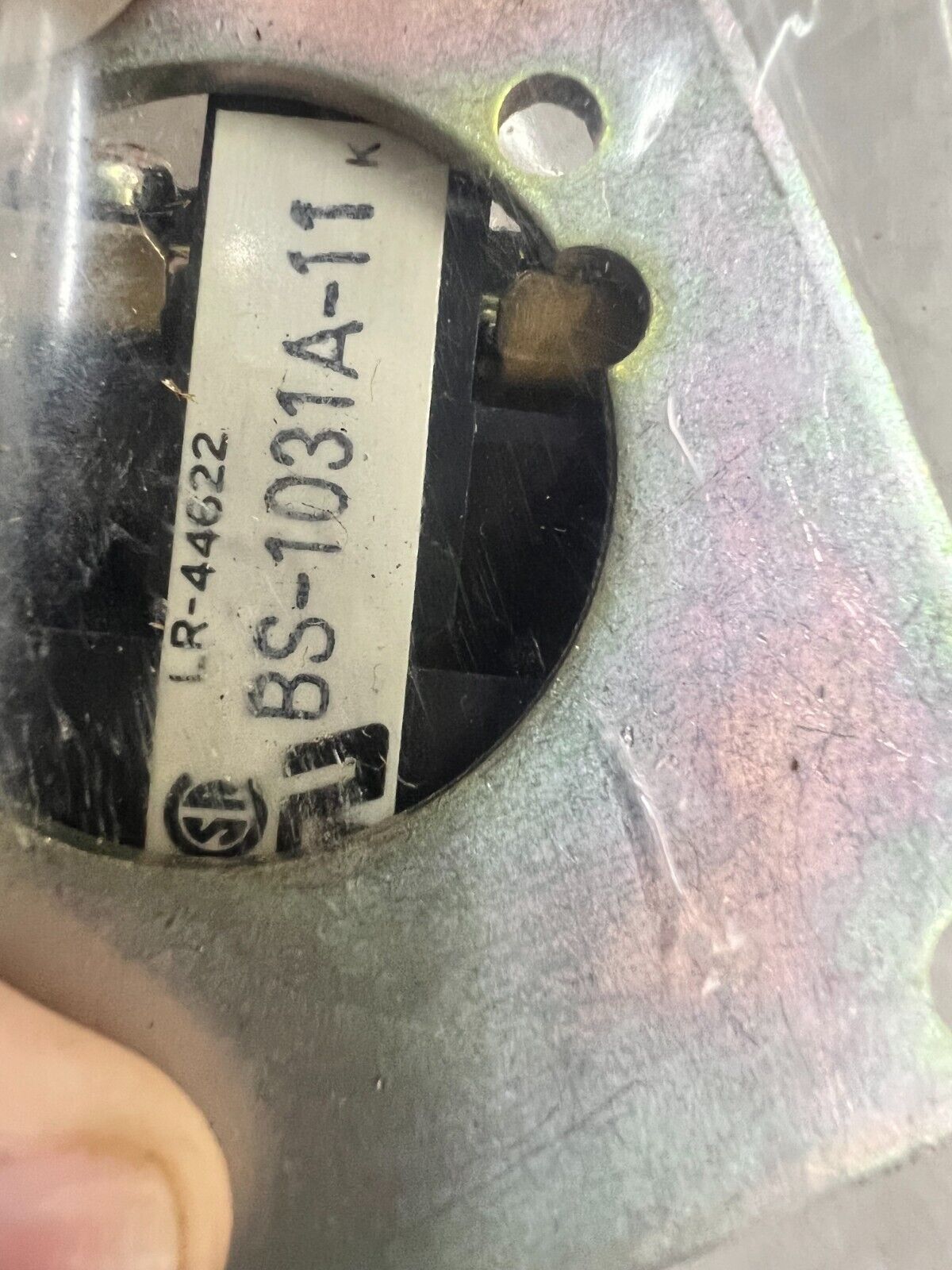 NEW IN BOX HUBBELL 2402-379 KIT BS-1031A-11