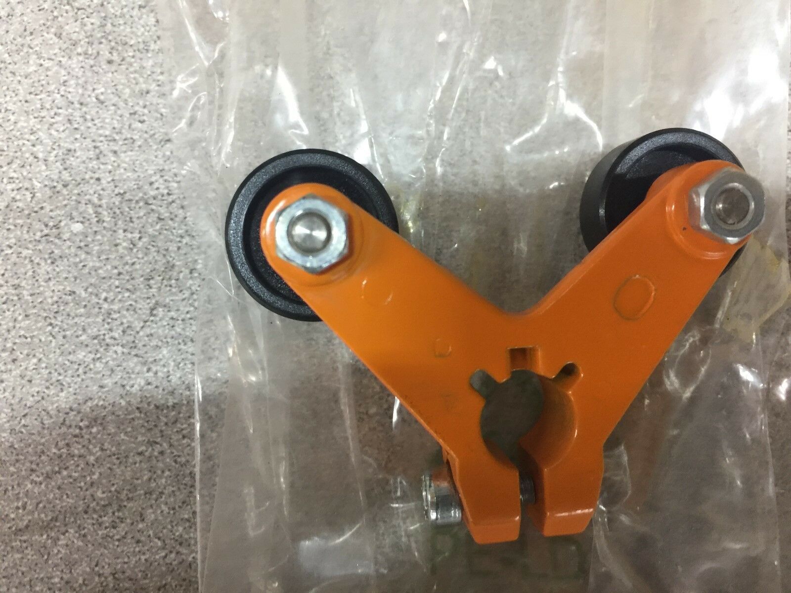 NEW IN ORIGINAL PACKAGING SIEMENS LIMIT SWITCH ROLLER 3SX3 115