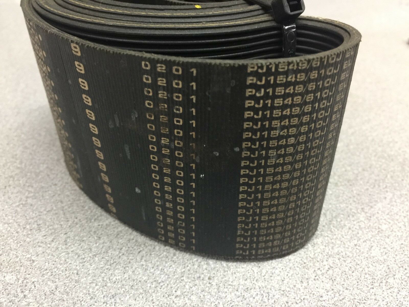 NEW NO BOX CONTITECH RIBBED BELT PJ1549/610J