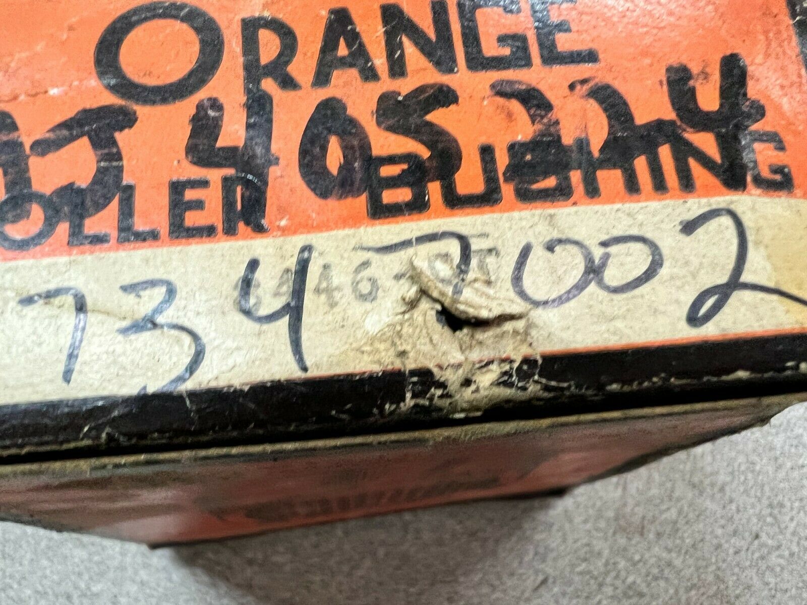 NEW IN BOX ORANGE FELT SEAL BEARING 8446