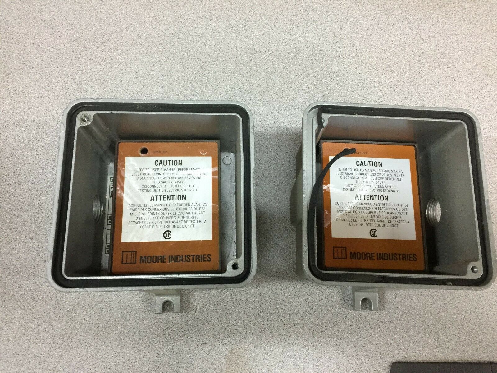 NEW NO BOX LOT OF 2 MOORE INDUSTRIES PANALARM AUDIBLE HORN/ALARM ENCLOSURE NT2/3