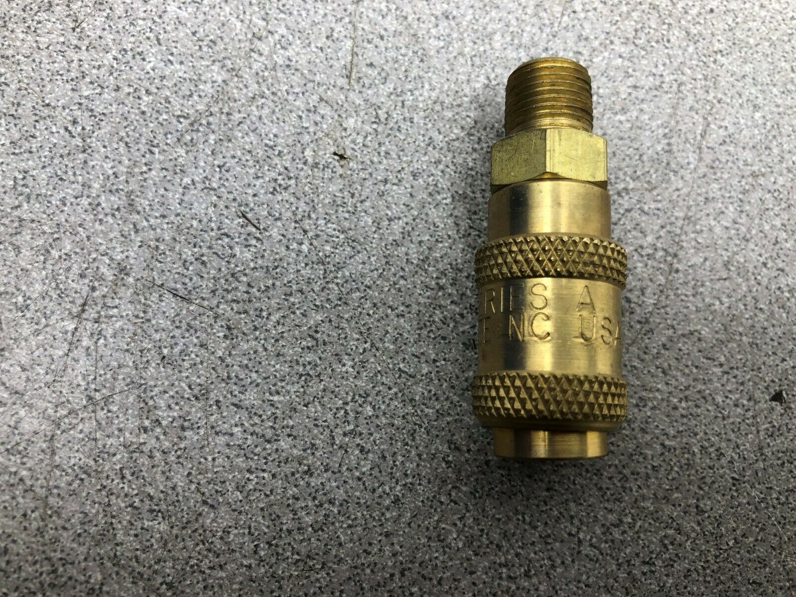 NEW NO BOX (LOT OF 10) PCC 500 PSI COMPACT HOSE QD COUPLING 1/8 NPTF MALE 53465K