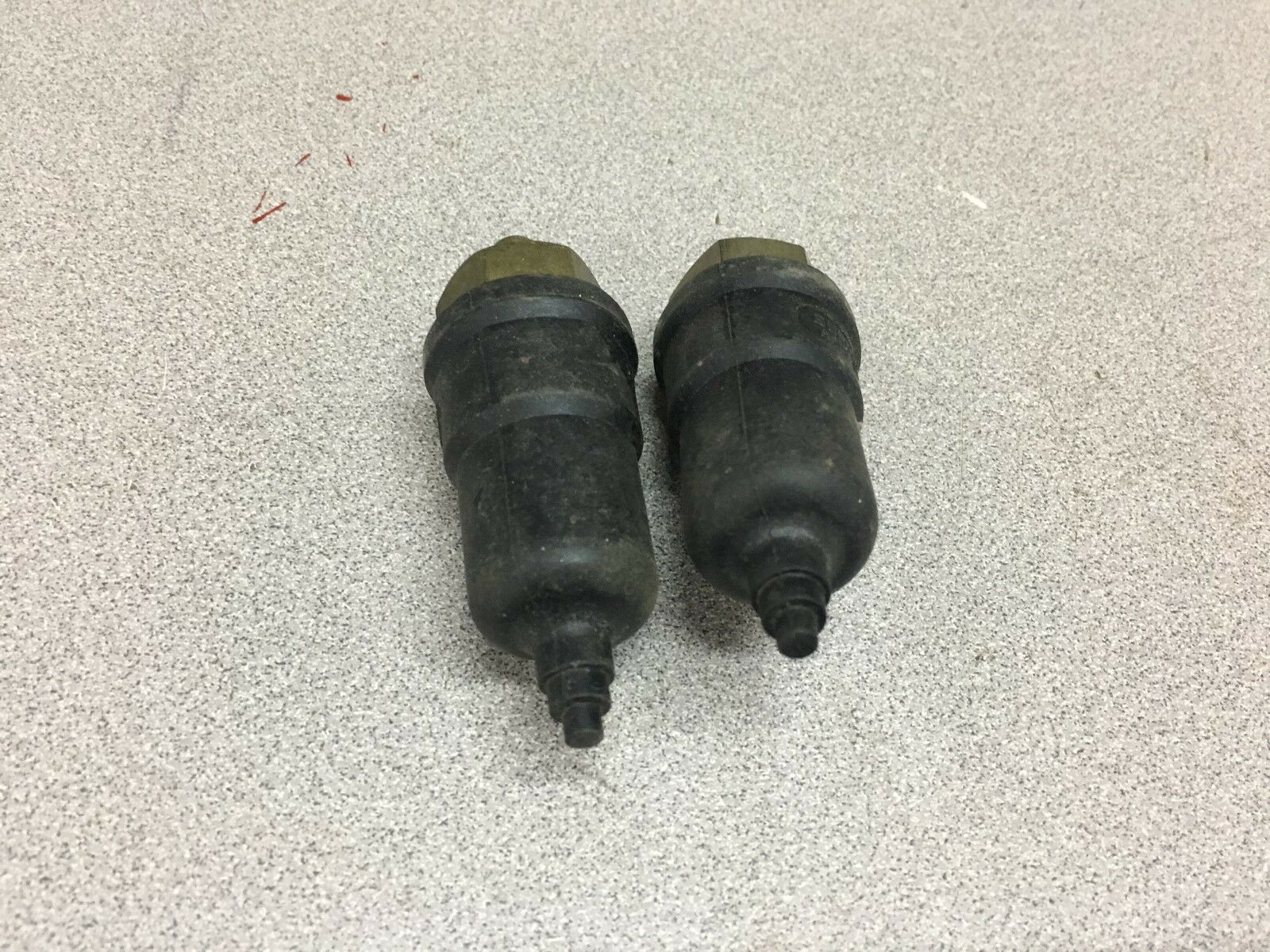 NEW NO BOX LOT OF 2 EURO SWITCH 211121