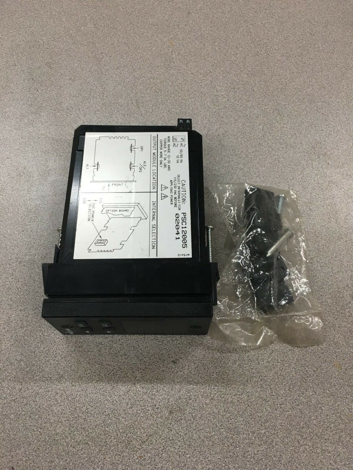 NEW NO BOX RED LION CONTROLS PANEL METER PSC12005