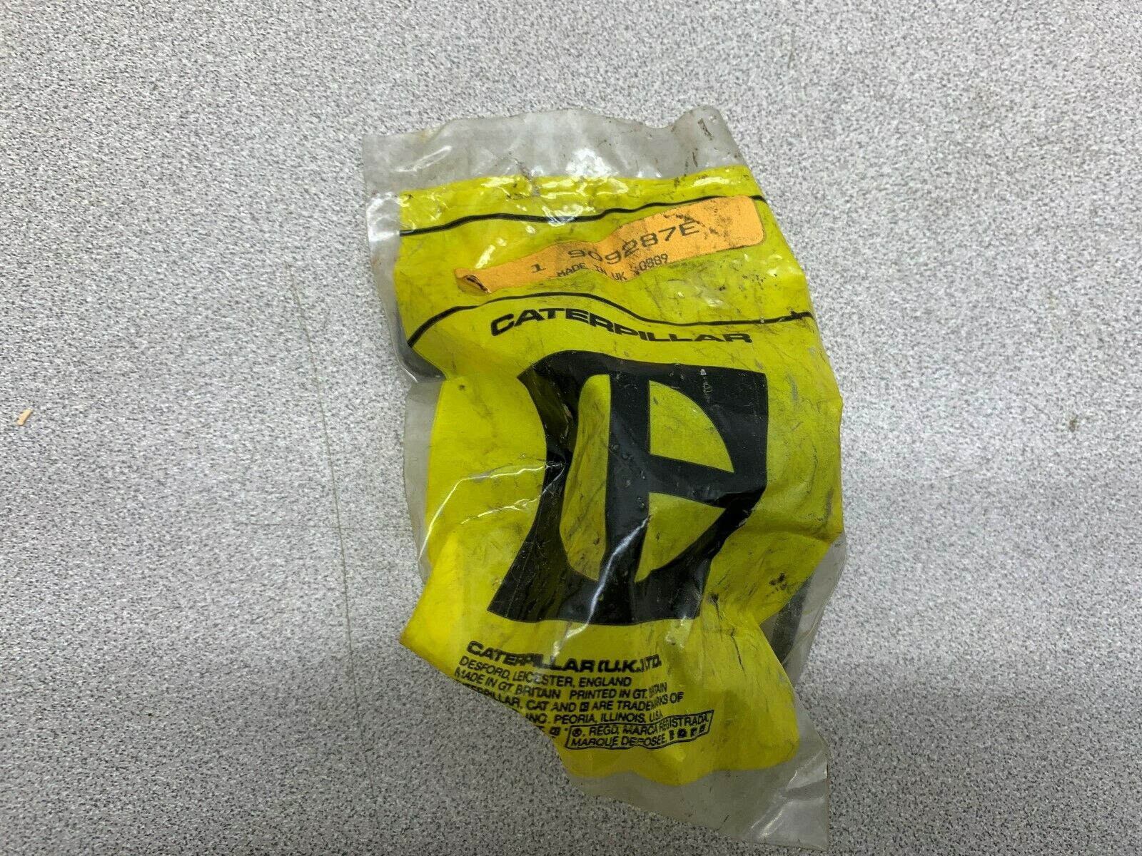 NEW NO BOX CATERPILLAR SPRING 909287E