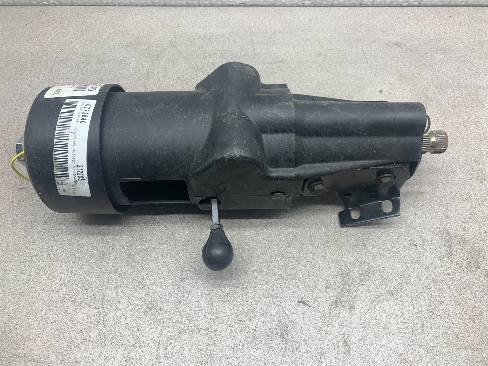 NEW OLD STOCK DOUGLAS AUTOTECH PART 9204355