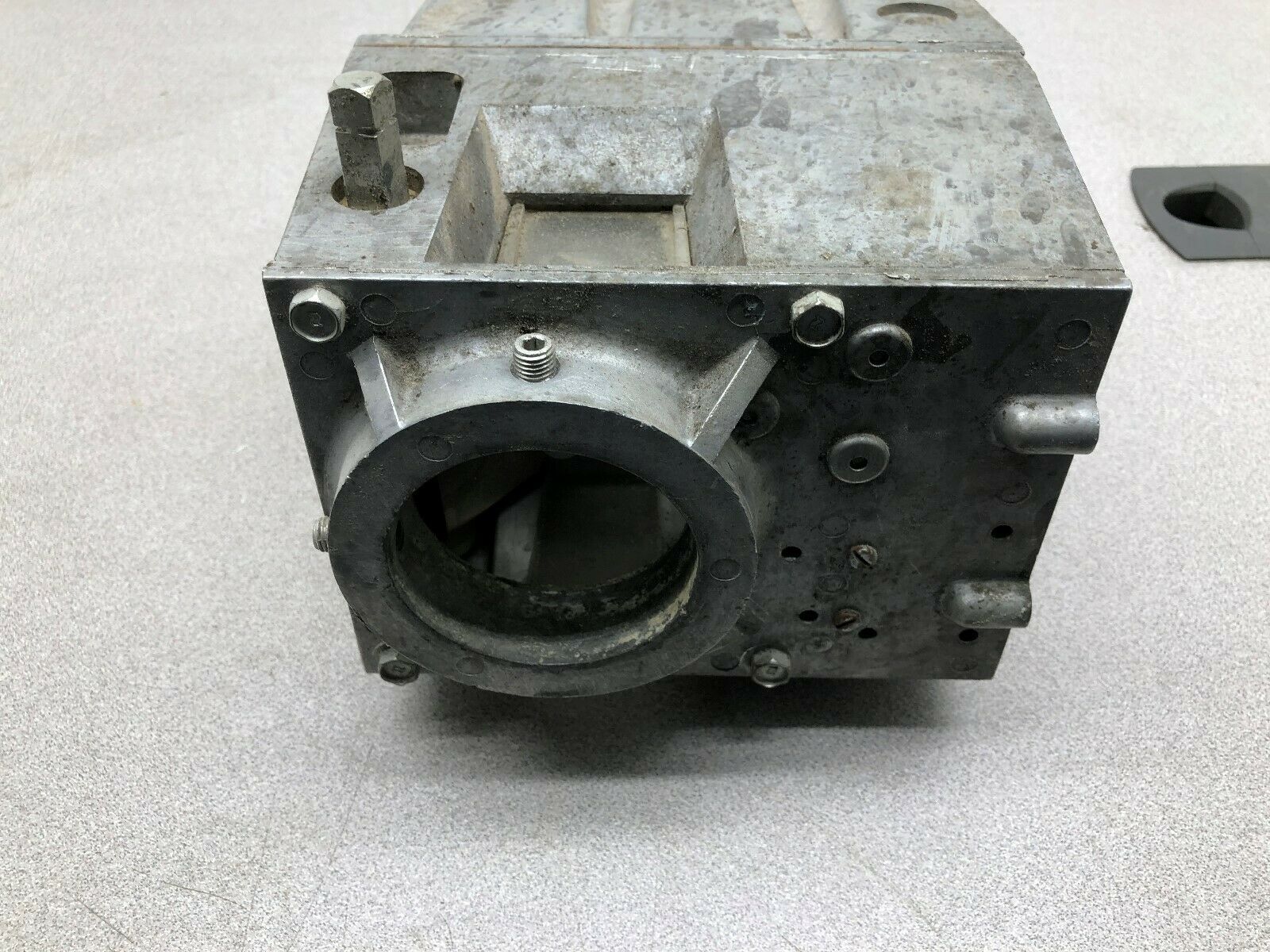 USED HONEYWELL 120 VAC ON-OFF FLUID POWER GAS VALVE ACTUATOR 26 SEC OPENING TIME