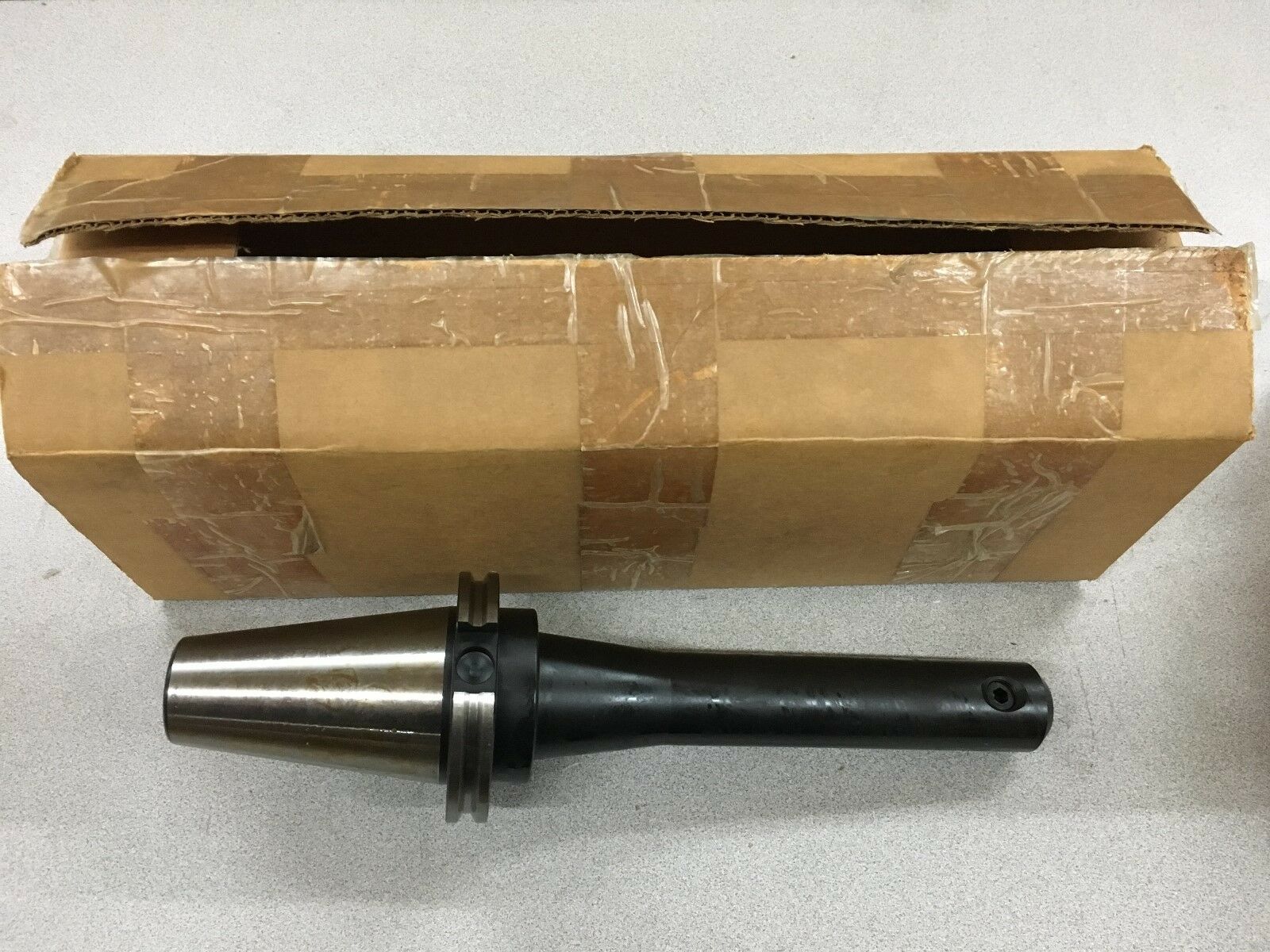 NEW IN BOX PARLEC CAT 50 ARBOR MILL HOLDER SP-C50-62EM10-TH517