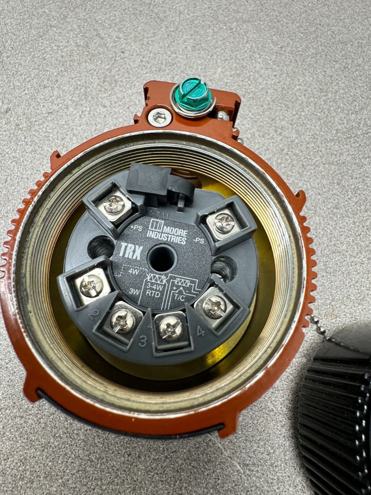 NEW NO BOX MOORE M11HPP IN LH2 ENCLOSURE TRX/CL12/D38/S316/-PT1C4-.5NPT(H)