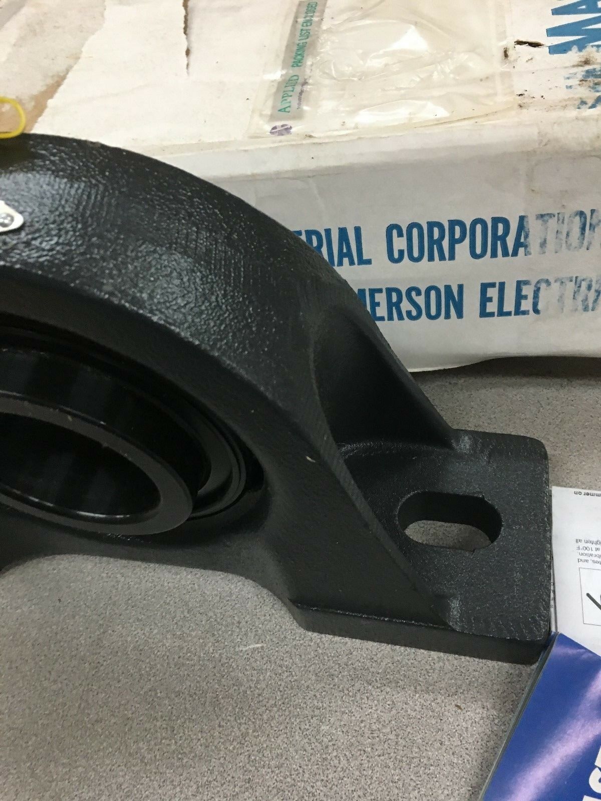 NEW IN BOX SEALMASTER PILLOW BLOCK BEARING 2-11/16" BORE MHP-43C CXU