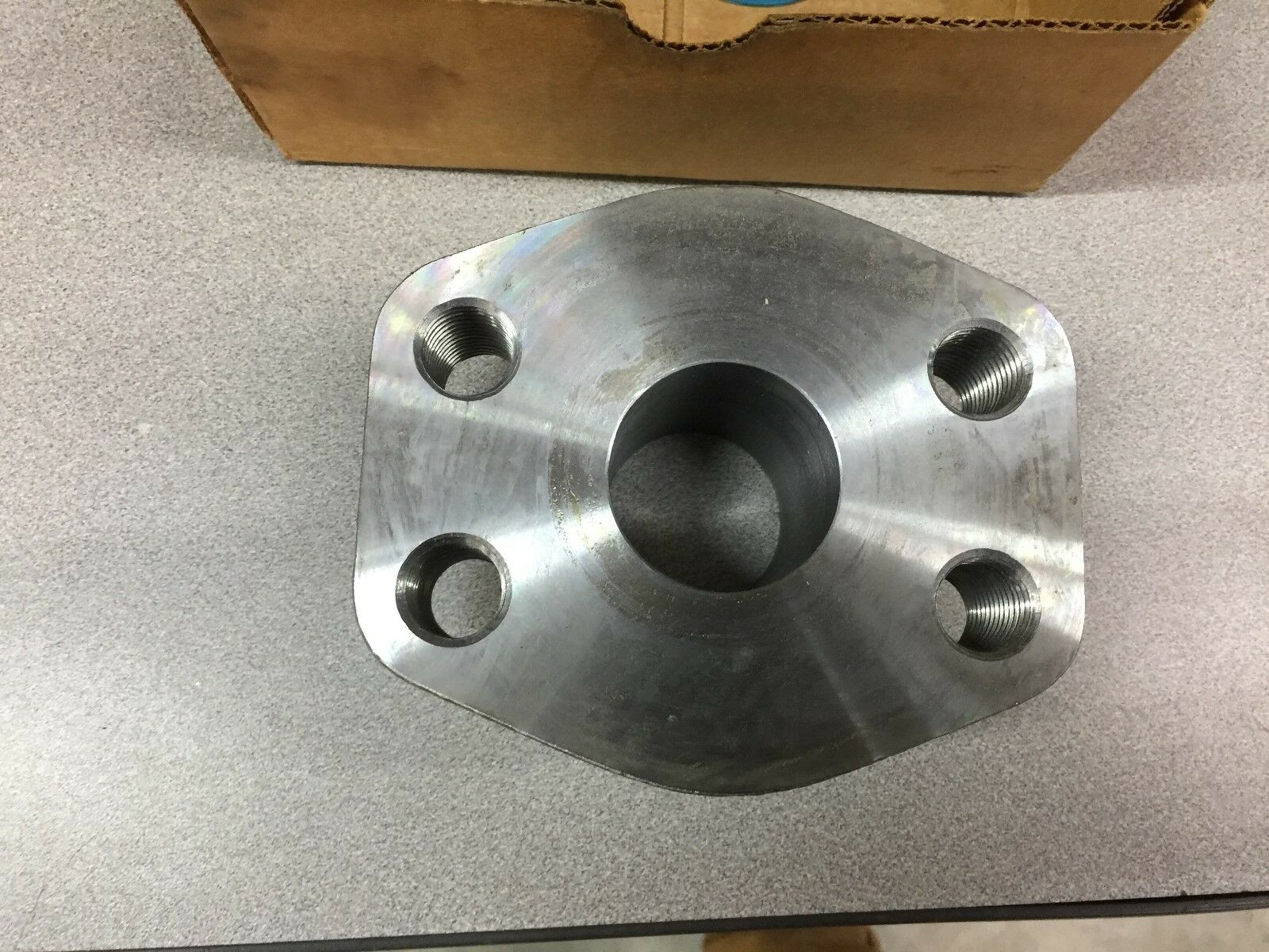 NEW IN BOX ANCHOR (2" SAE 4-BOLT FLANGE CD 62 BW) W29-32