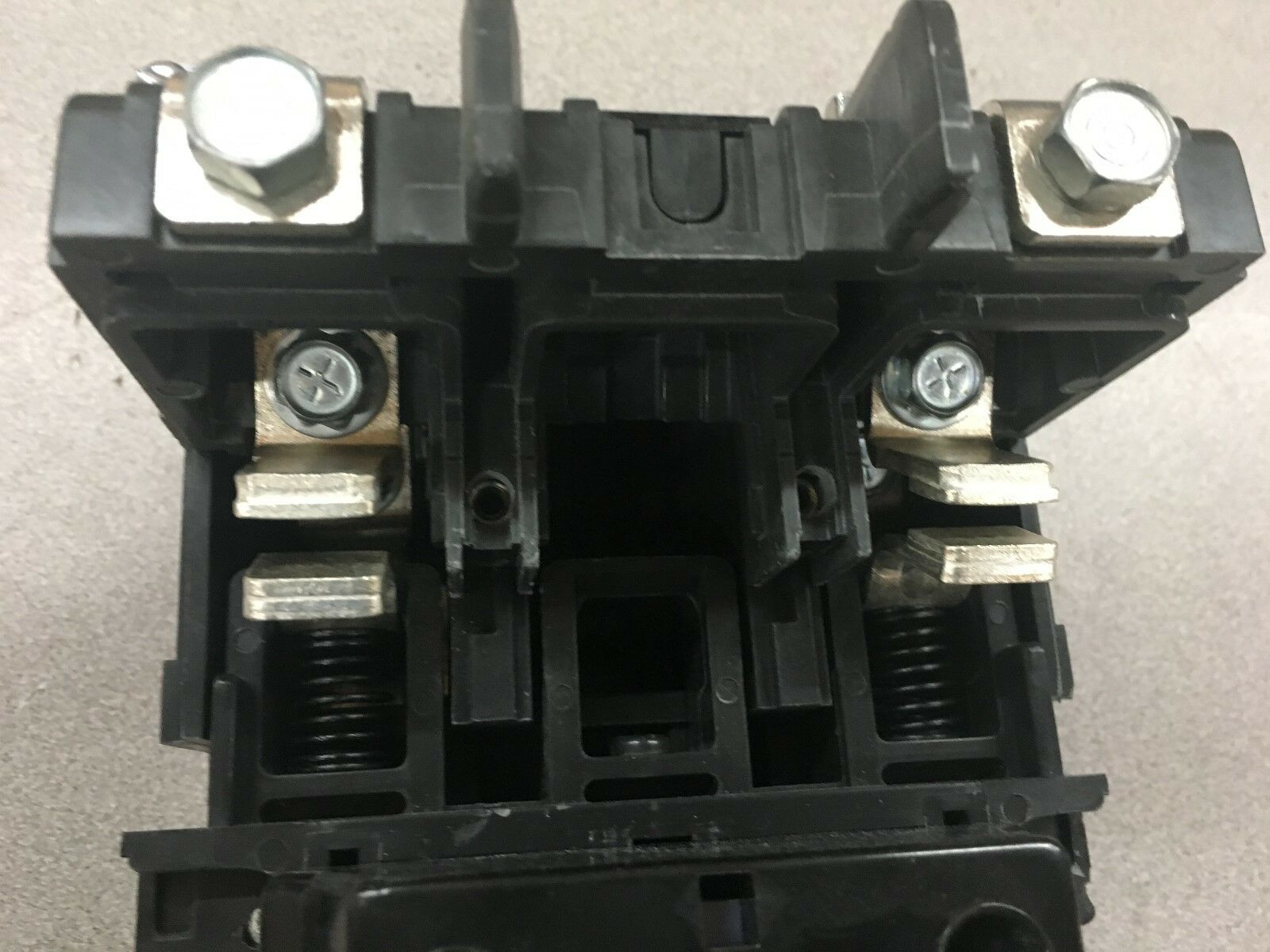 NEW NO BOX ALLEN-BRADLEY DC CONTACTOR 123160