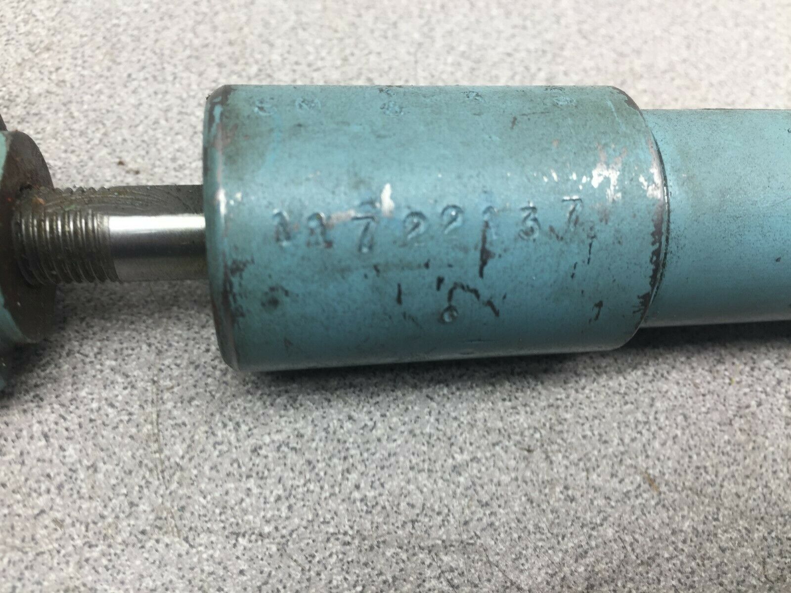 USED AEROQUIP PNEUMATIC CYLINDER DUAL ACTION AA722137