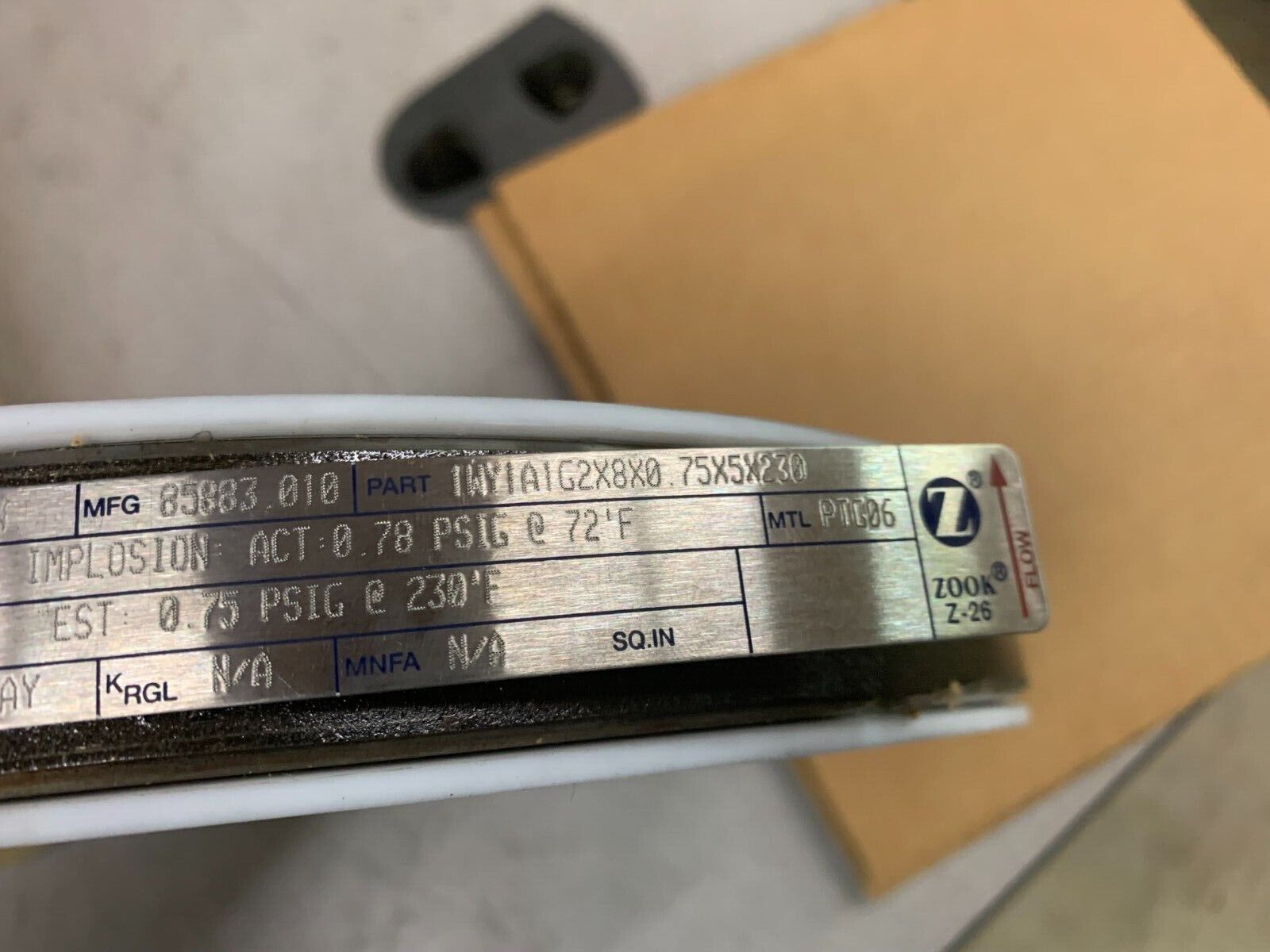 NEW IN BOX ZOOK 8" GRAPHITE RUPTURE DISC 85883.010 PART 1WY1A1G2X8X0.75X5X230