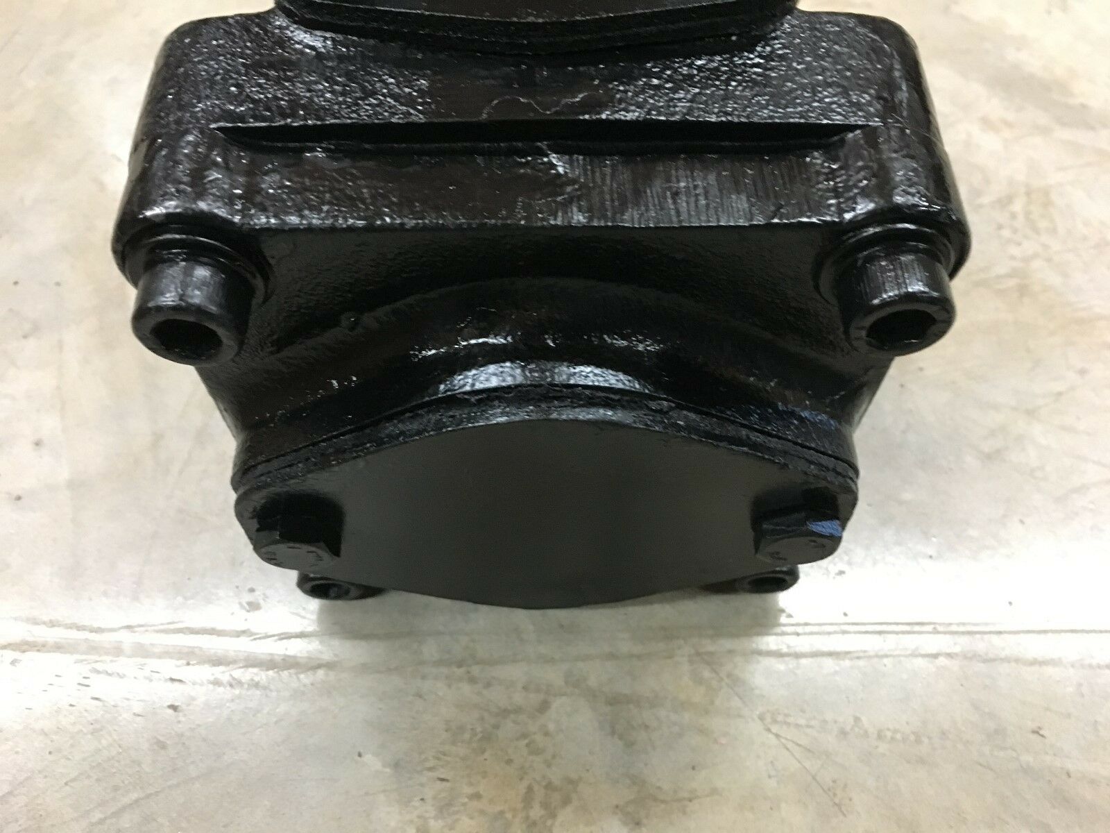 NEW NO BOX VELJAN 20123958 DBAK HYDRAULIC PUMP T6CRMB151R00A10A1