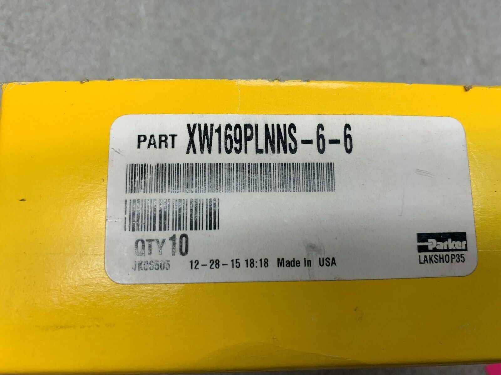 BOX OF 10 NEW IN BOX PARKER SWIVEL ELBOW XW169PLNNS-6-6