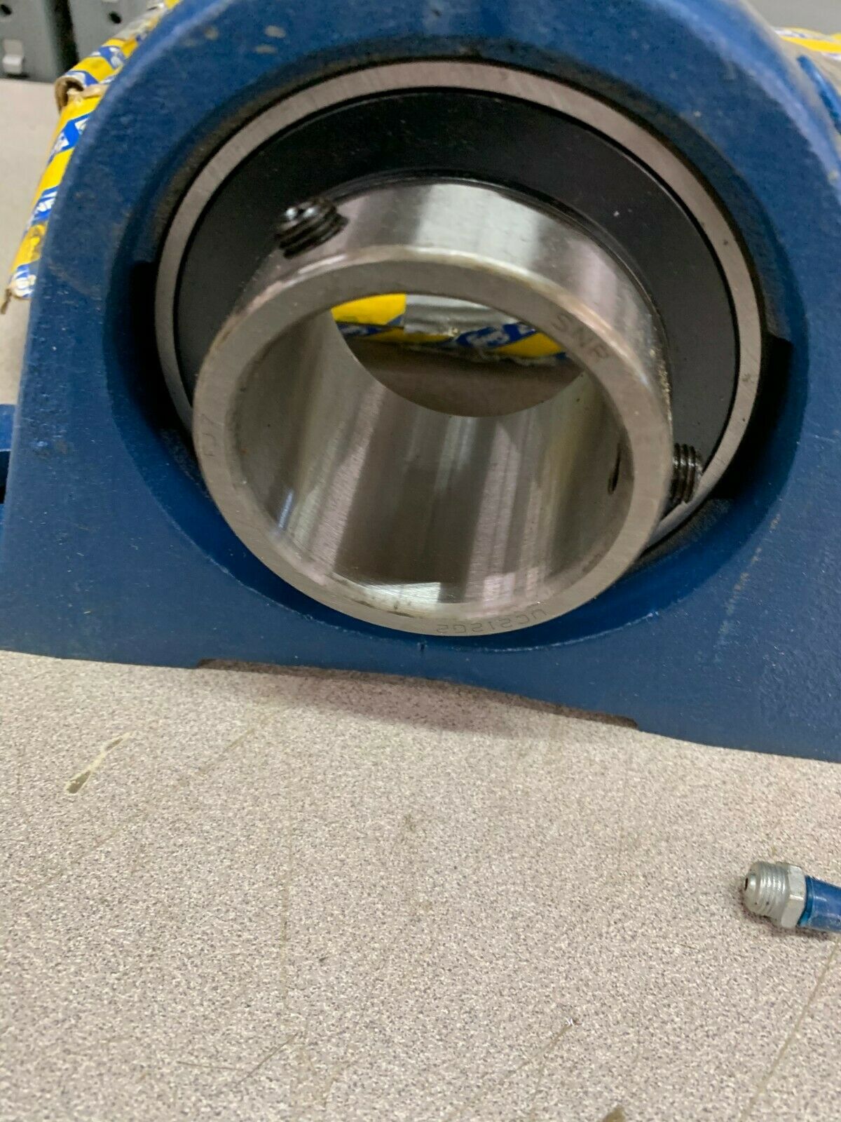 NEW SNR PILLOW BLOCK BEARING UCPE.212