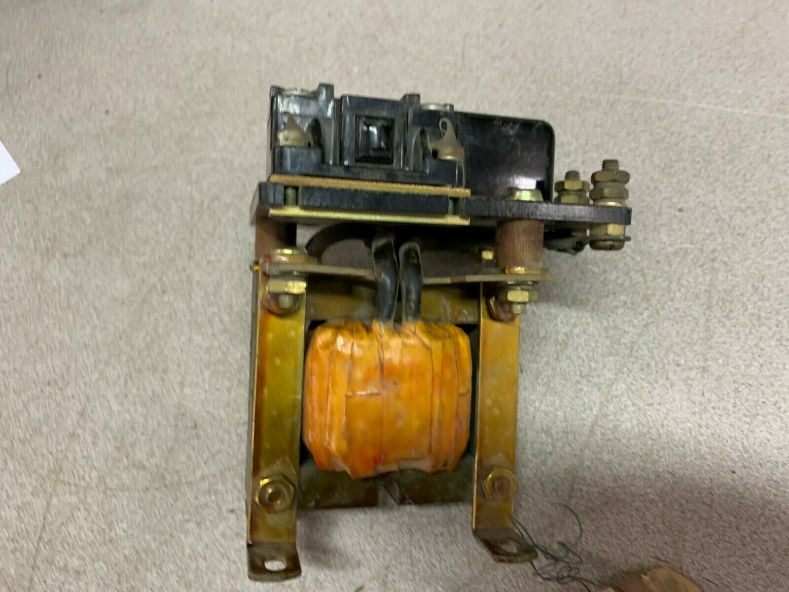 NEW NO BOX GE RELAY IC2820 F102 DE10