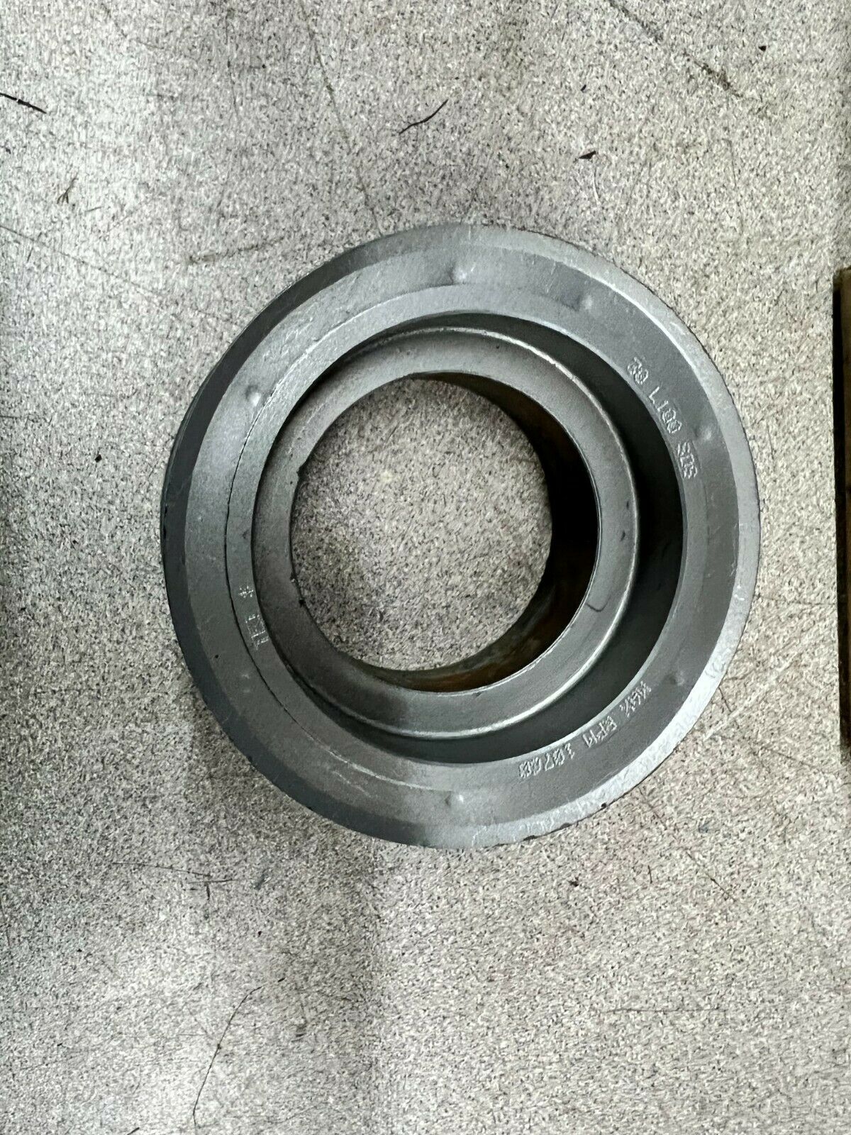 NEW IN BOX TB WOODS TIMING BELT PULLEY 30L100-SDS