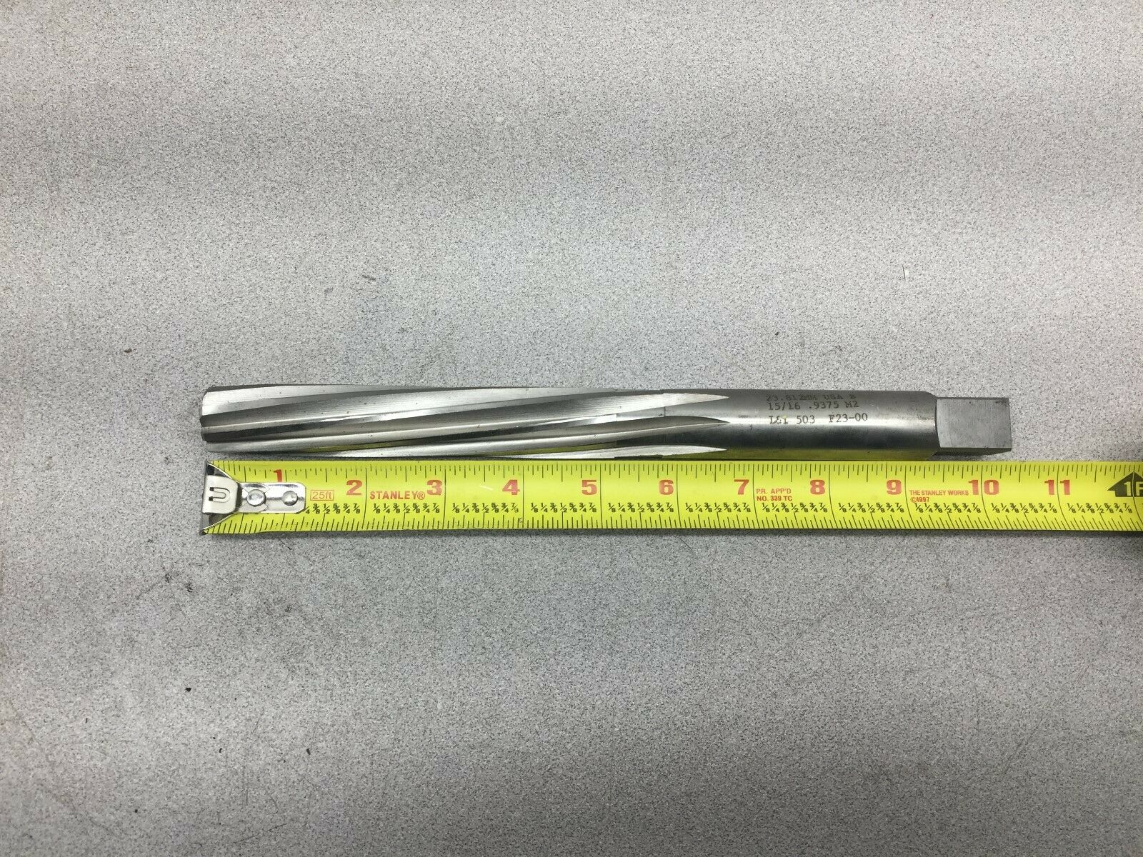 NEW NO BOX L&I 15/16 .9375 23.812MM HAND REAMER 503 F23-00
