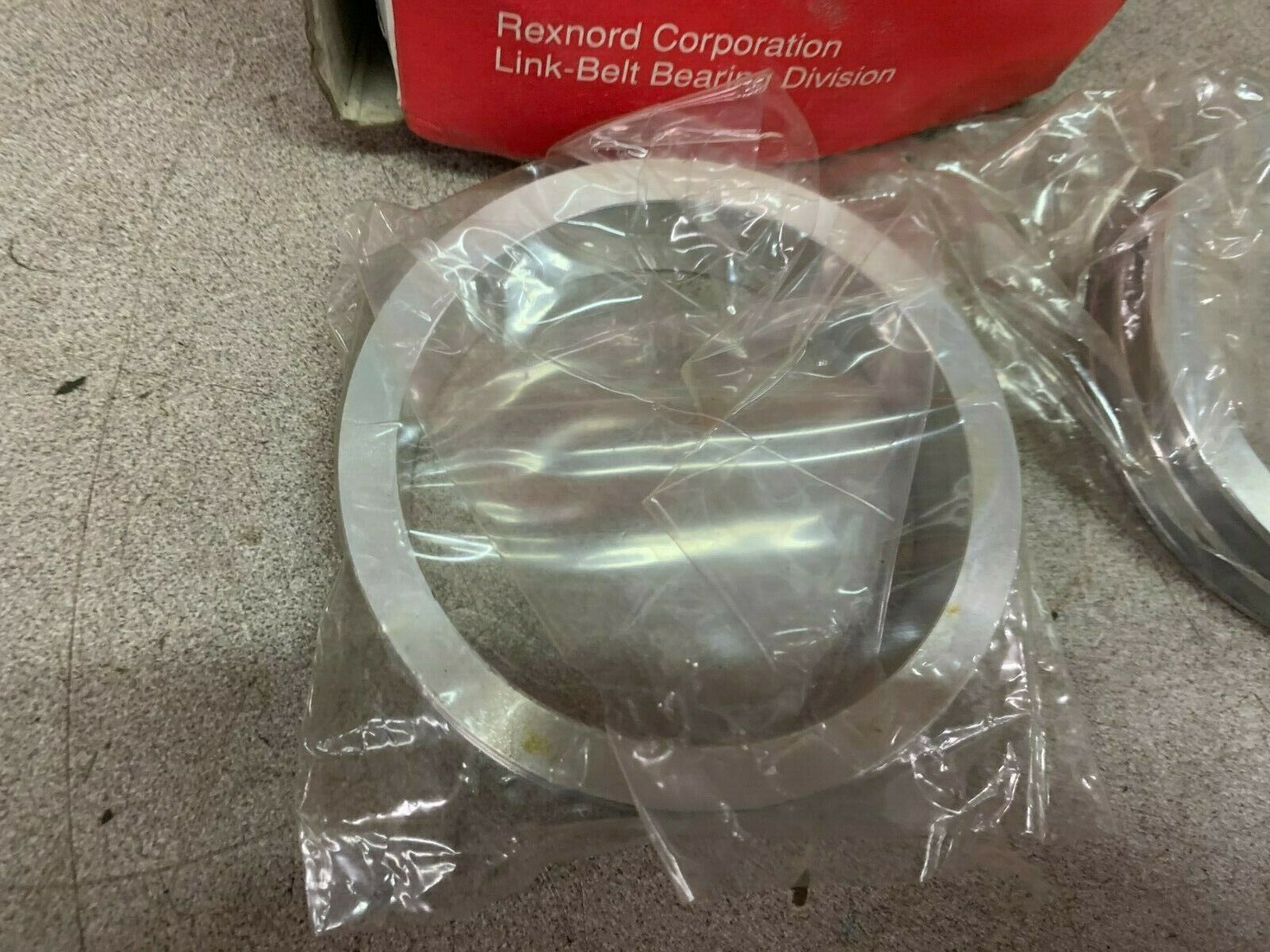 NEW IN BOX LINKBELT BEARING SEAL LB68553RA