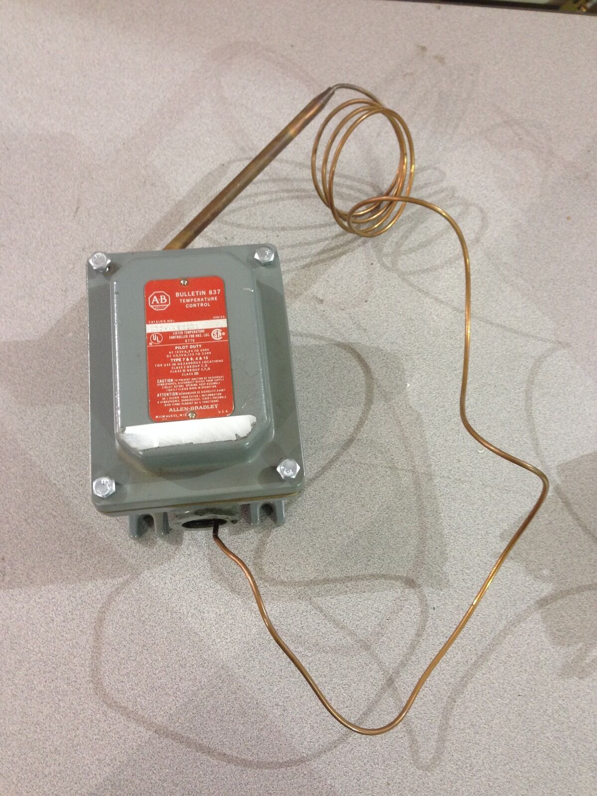 USED ALLEN-BRADLEY TEMPERATURE CONTROL 837-A4EX231 SERIES A (D8)