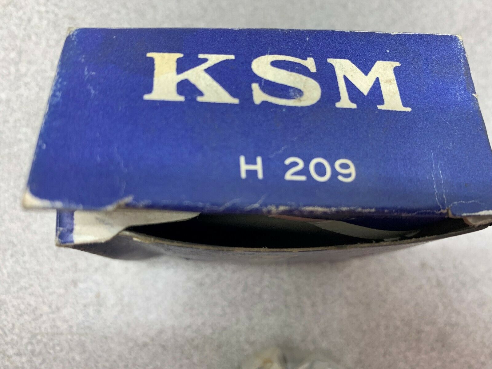 NEW IN BOX KSM BEARING H 209