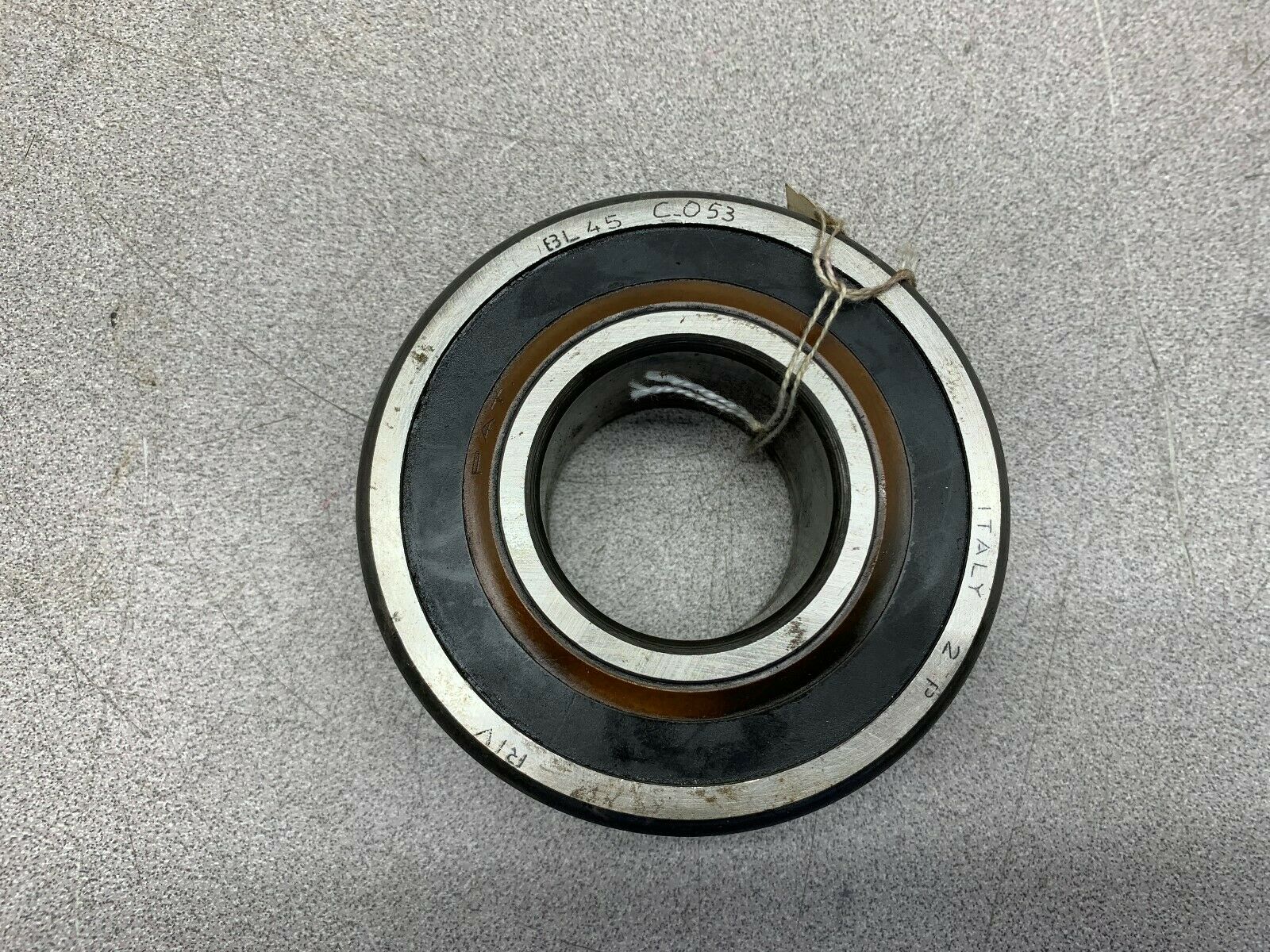 NEW NO BOX RIV BEARING BL45