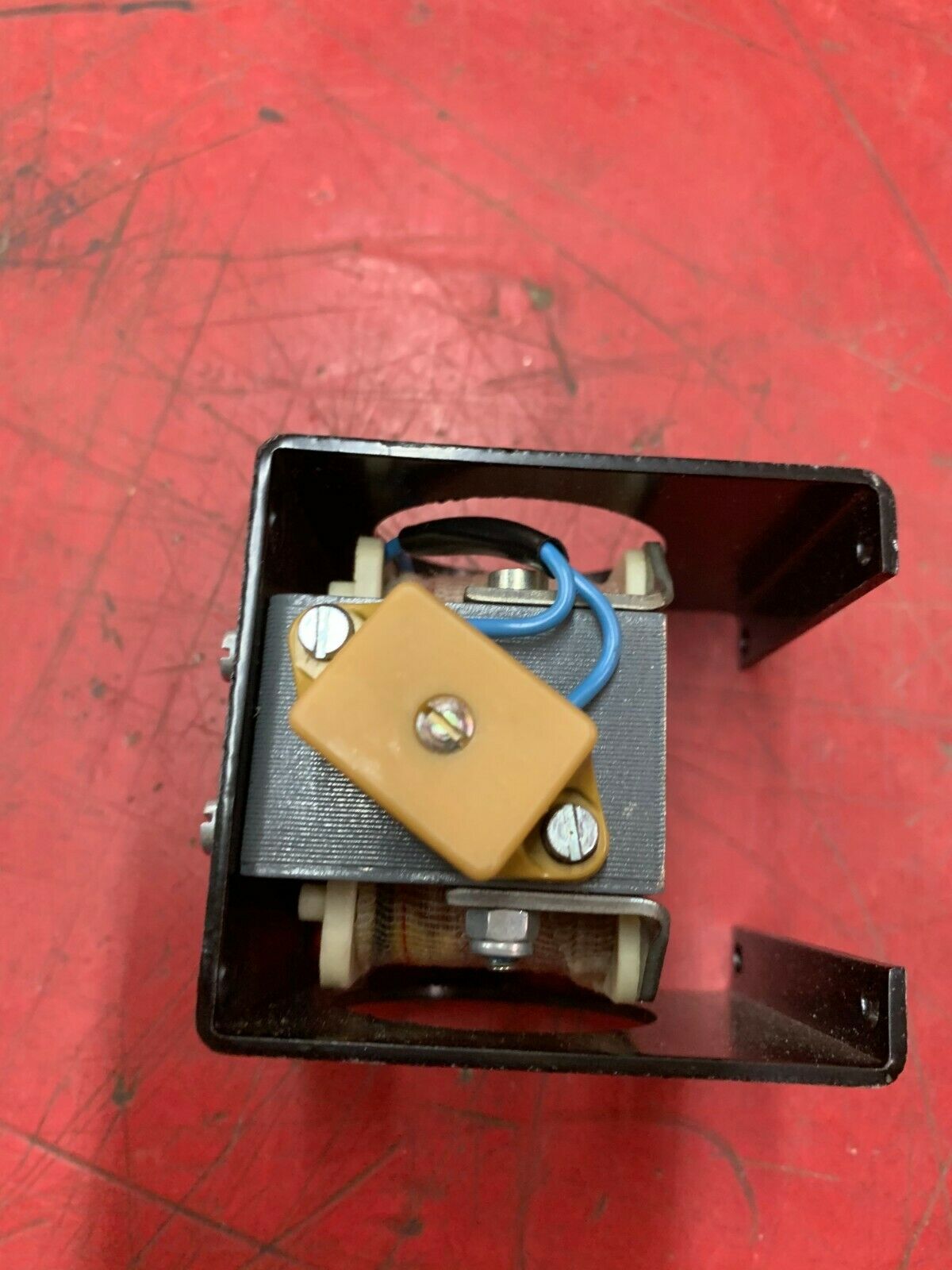 NEW NO BOX HAHN-MAGNET SOLENOID WL230/76