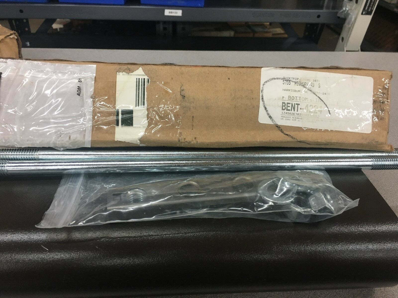 NEW IN BOX LSI LIGHTING BRACKET 16196602BRZ