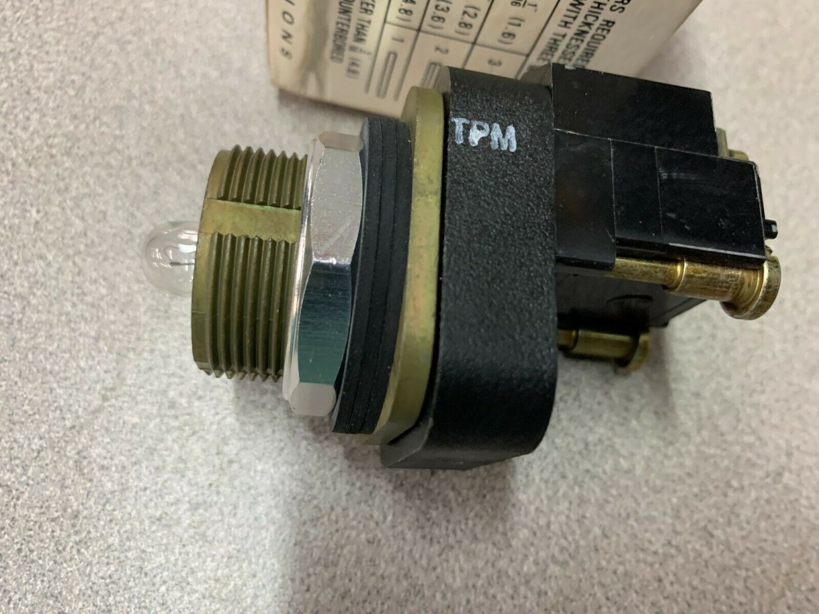 NEW IN BOX ALLEN BRADLEY PILOT LIGHT (NO LENS) 800T-P16