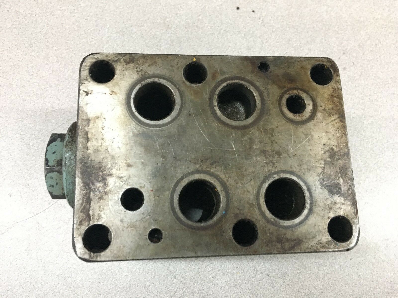 USED NACHI HYDRAULIC MODULAR VALVE OC-G06-P1-10